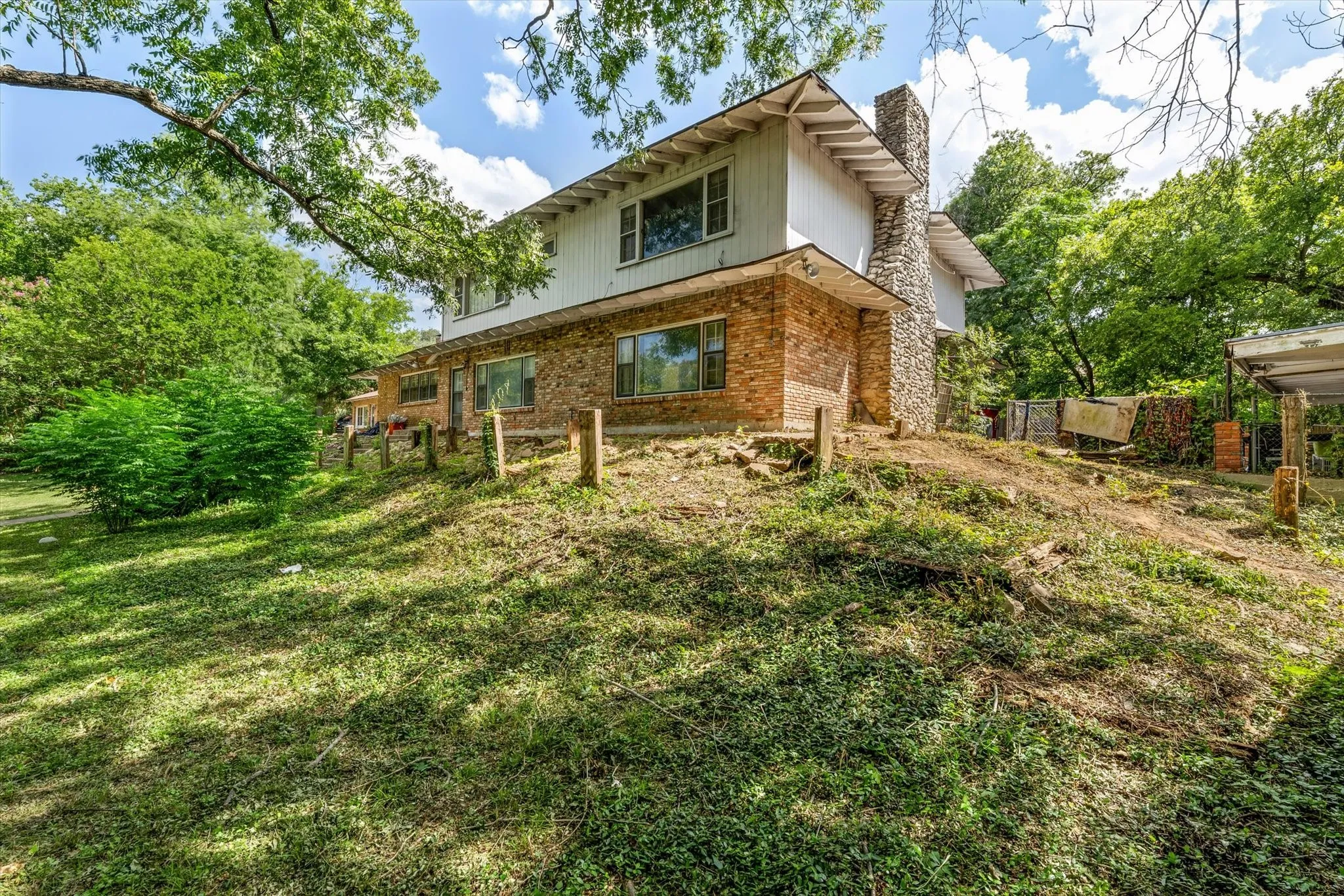 Single Family Residence For Sale in Mc Lennan County , 421 Rice Avenue, Waco, Texas 76708, 6 Bedroom, 6 Bathroom, Garage spaces, 5,762 Sqft, built in 1950, mls#21375164, Real Estate Agent in Waco, Homes For Sale in Mc Lennan county, Homes For Sale in Waco, Realtor in Waco Texas, Real Estate Brokerage Independent Realty Texas, Luminita Cordes Realtor