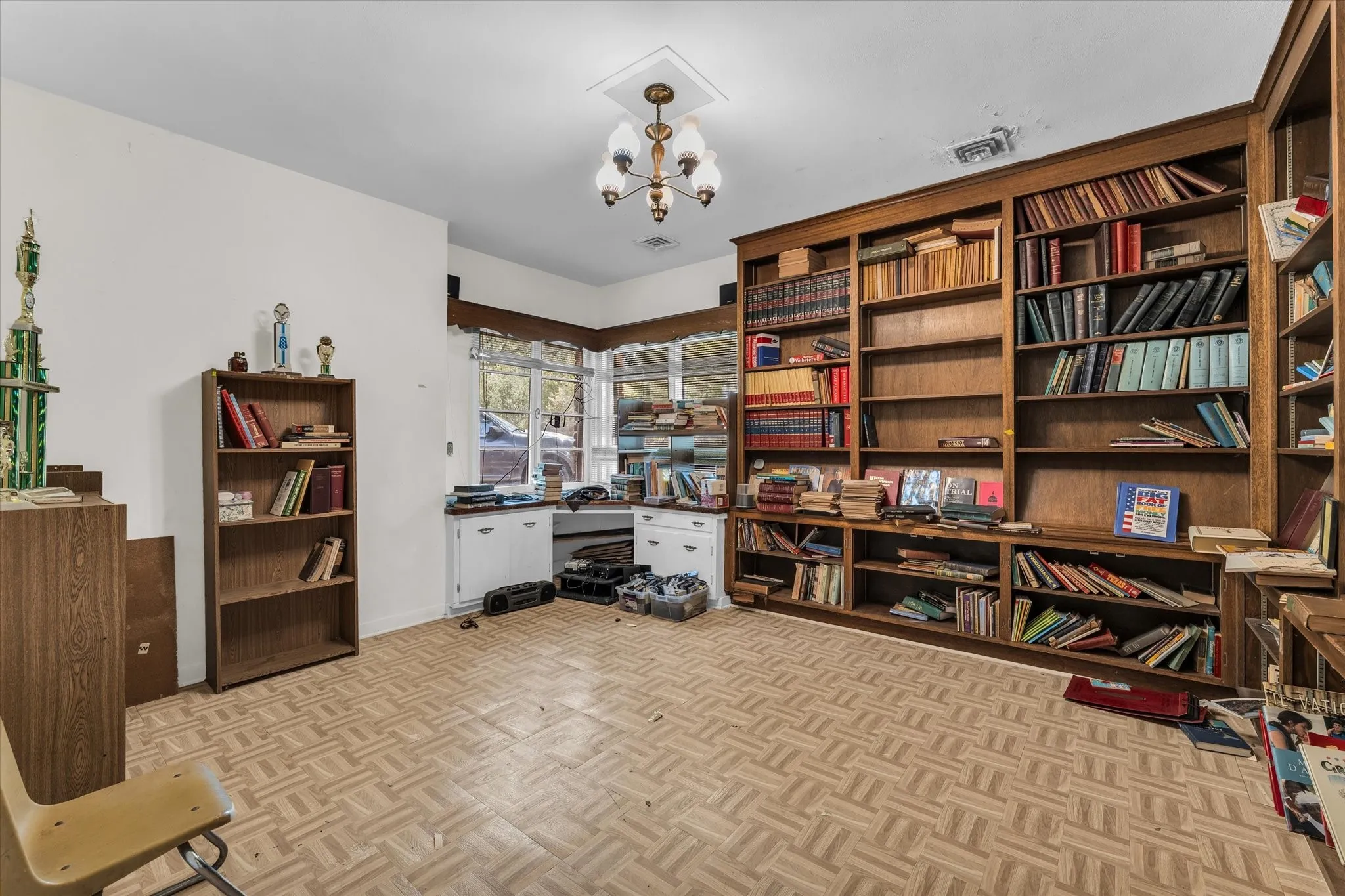 Downstairs library or office