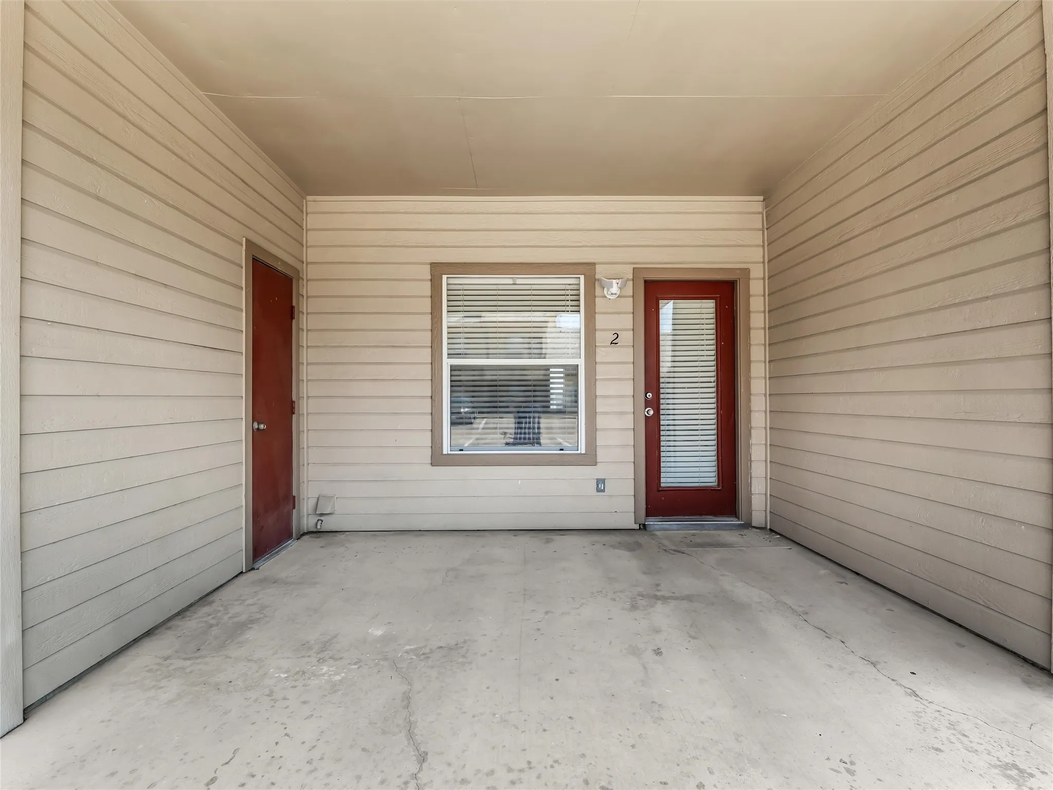Condominium For Sale in Mc Lennan County , 1401 Bagby Avenue 2, Waco, Texas 76706, 2 Bedroom, 2 Bathroom, Garage spaces, 1,073 Sqft, built in 2000, mls#21375365, Real Estate Agent in Waco, Homes For Sale in Mc Lennan county, Homes For Sale in Waco, Realtor in Waco Texas, Real Estate Brokerage Independent Realty Texas, Luminita Cordes Realtor