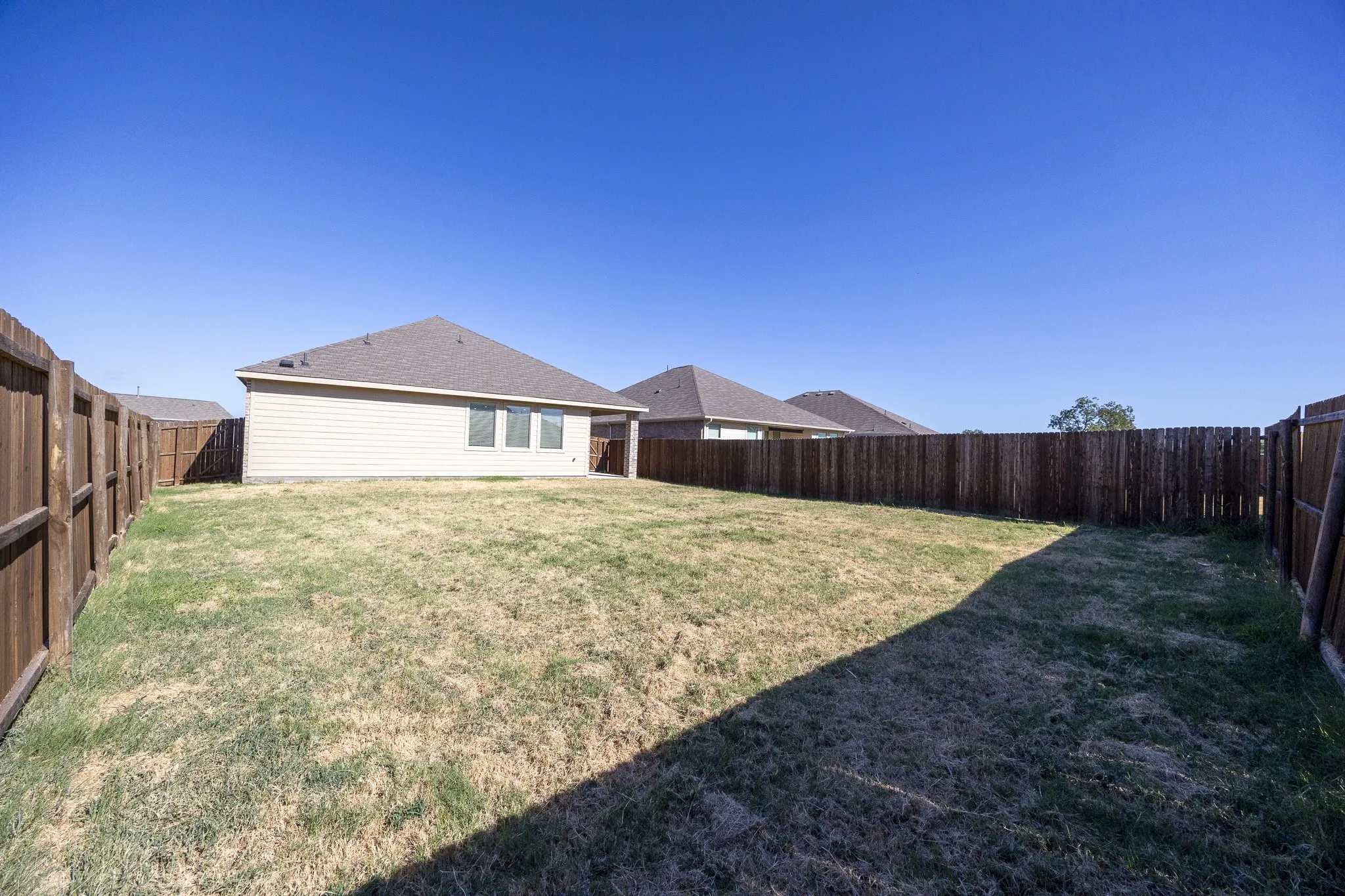 Single Family Residence For Rent in Kaufman County , 2406 Bold Venture Drive, Forney, Texas 75126, 4 Bedroom, 2 Bathroom, 2 Garage spaces, 1,998 Sqft, built in 2024, mls#21375299, Real Estate Agent in Forney, Homes For Rent in Kaufman county, Homes For Rent in Forney, Realtor in Forney Texas, Real Estate Brokerage Independent Realty Texas, Luminita Cordes Realtor