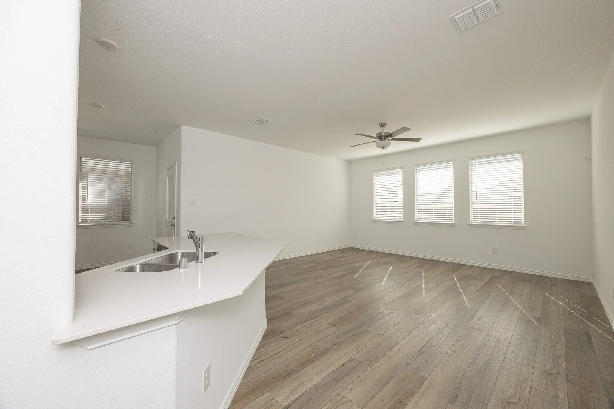 Single Family Residence For Rent in Kaufman County , 2406 Bold Venture Drive, Forney, Texas 75126, 4 Bedroom, 2 Bathroom, 2 Garage spaces, 1,998 Sqft, built in 2024, mls#21375299, Real Estate Agent in Forney, Homes For Rent in Kaufman county, Homes For Rent in Forney, Realtor in Forney Texas, Real Estate Brokerage Independent Realty Texas, Luminita Cordes Realtor