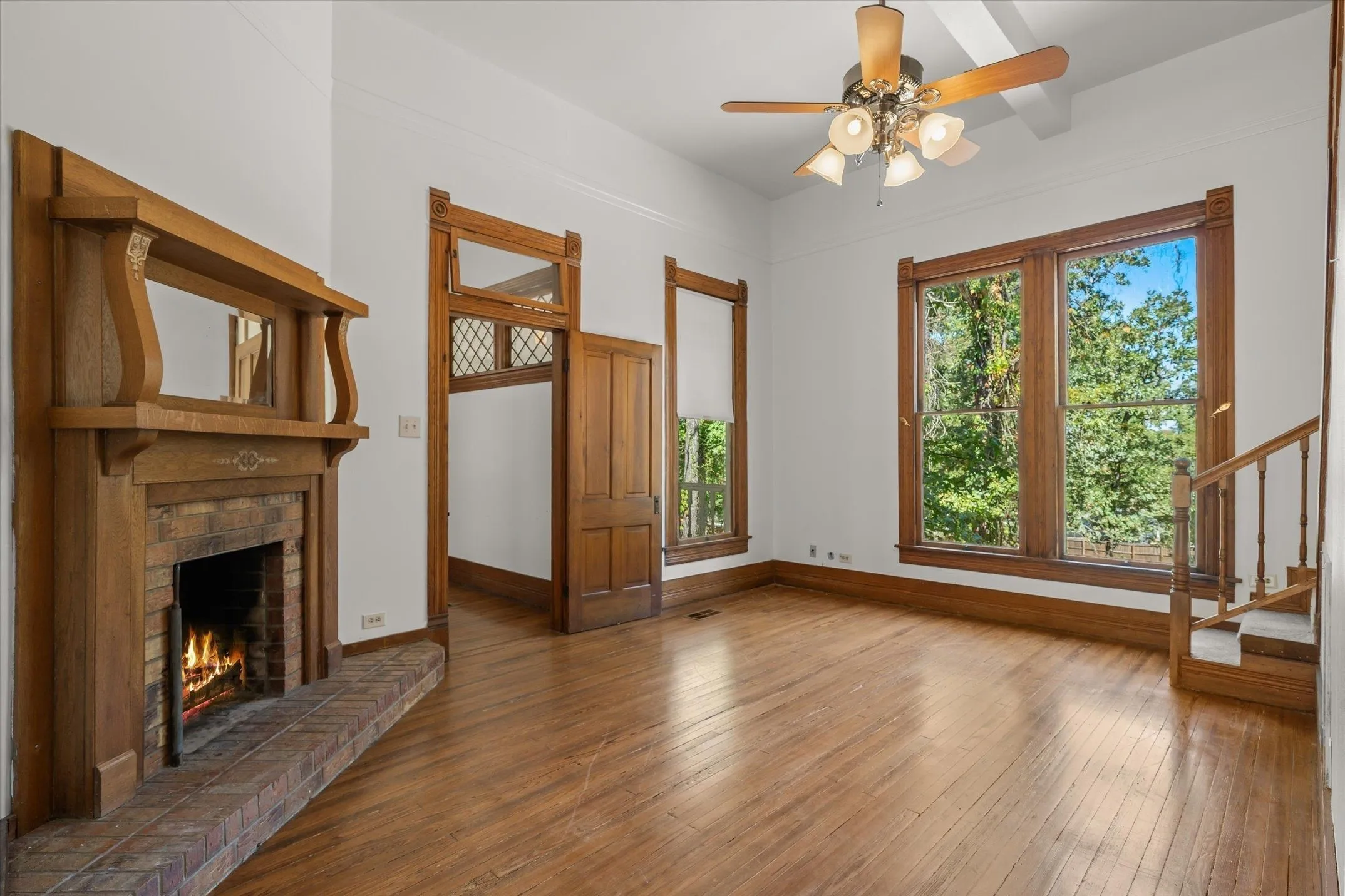 Single Family Residence For Sale in Wood County , 3615 County Road 2330, Mineola, Texas 75773, 2 Bedroom, 2 Bathroom, 2 Garage spaces, 1,988 Sqft, built in 1902, mls#21369855, Real Estate Agent in Mineola, Homes For Sale in Wood county, Homes For Sale in Mineola, Realtor in Mineola Texas, Real Estate Brokerage Independent Realty Texas, Luminita Cordes Realtor