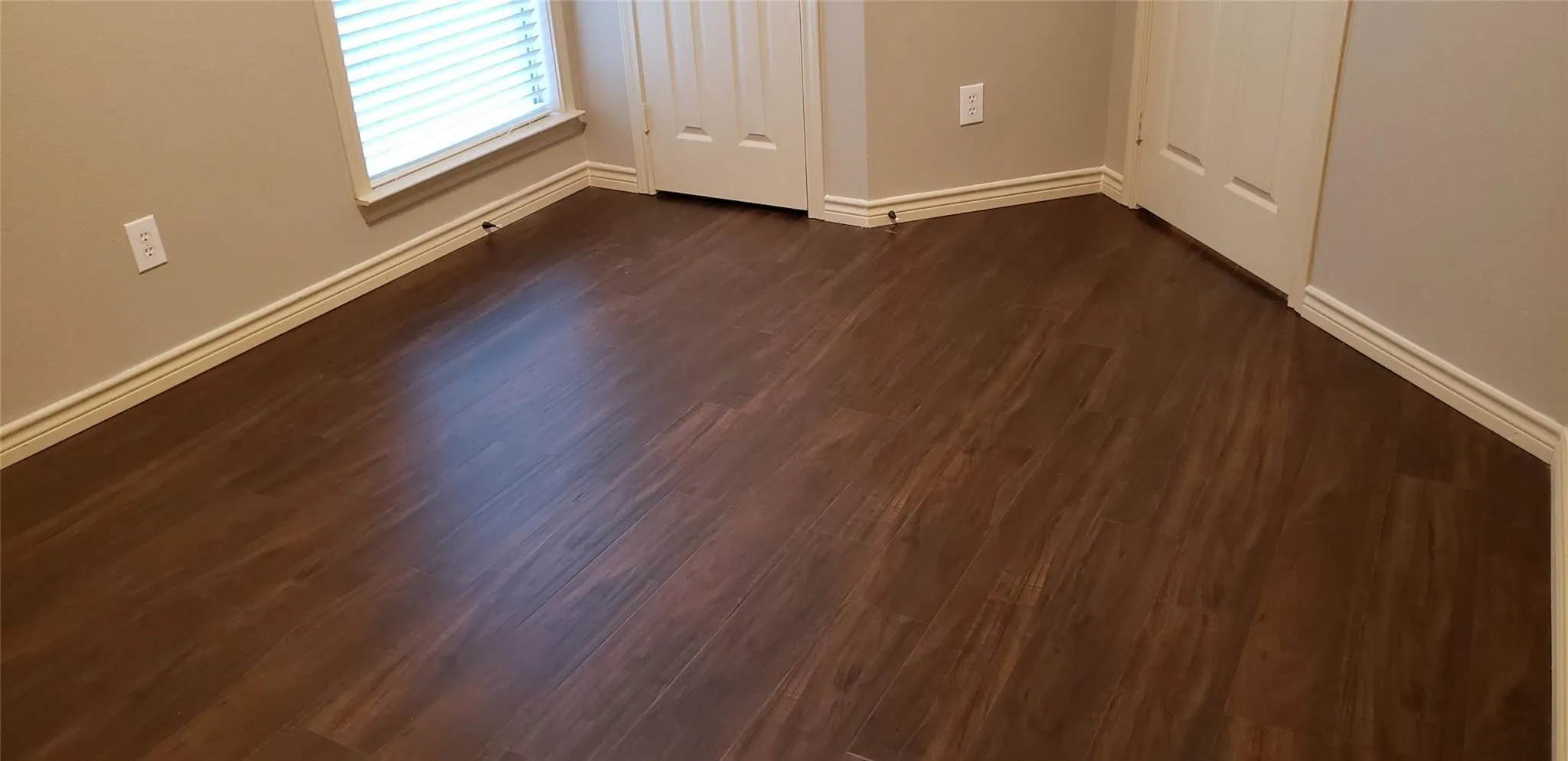 Single Family Residence For Rent in Denton County , 3410 Somerset Lane, Frisco, Texas 75033, 4 Bedroom, 3 Bathroom, 2 Garage spaces, 2,823 Sqft, built in 2005, mls#21374637, Real Estate Agent in Frisco, Homes For Rent in Denton county, Homes For Rent in Frisco, Realtor in Frisco Texas, Real Estate Brokerage Independent Realty Texas, Luminita Cordes Realtor