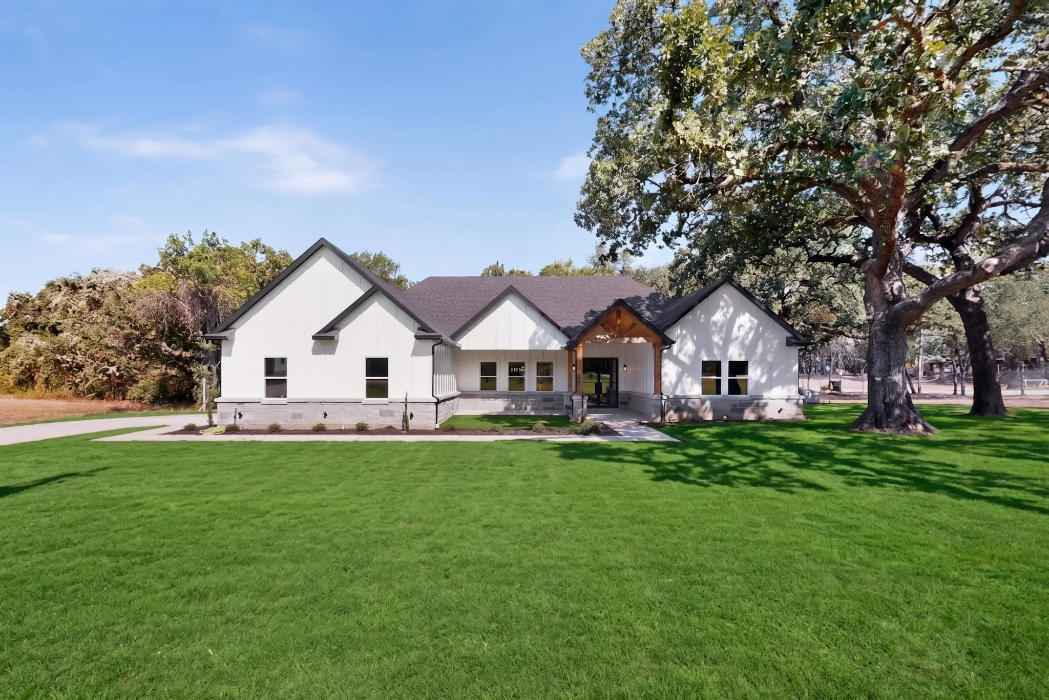 Single Family Residence For Sale in Dallas County , 3161 Bois D Arc Road, Combine, Texas 75159, 4 Bedroom, 4 Bathroom, 2 Garage spaces, 2,858 Sqft, built in 2026, mls#21375400, Real Estate Agent in Combine, Homes For Sale in Dallas county, Homes For Sale in Combine, Realtor in Combine Texas, Real Estate Brokerage Independent Realty Texas, Luminita Cordes Realtor