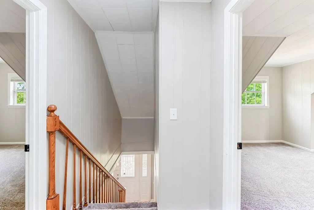Single Family Residence For Sale in Morris County , 1004 Sunset Drive, Daingerfield, Texas 75638, 4 Bedroom, 3 Bathroom, 2 Garage spaces, 1,584 Sqft, built in 1968, mls#21358211, Real Estate Agent in Daingerfield, Homes For Sale in Morris county, Homes For Sale in Daingerfield, Realtor in Daingerfield Texas, Real Estate Brokerage Independent Realty Texas, Luminita Cordes Realtor