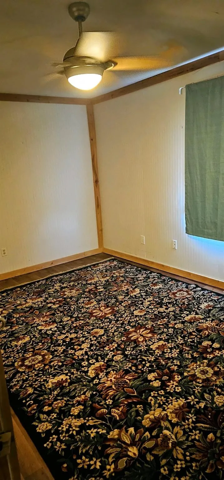 Single Family Residence For Rent in Collin County , 13022 N State Highway 121, Anna, Texas 75409, 3 Bedroom, 2 Bathroom, Garage spaces, 1,400 Sqft, built in 1980, mls#21366075, Real Estate Agent in Anna, Homes For Rent in Collin county, Homes For Rent in Anna, Realtor in Anna Texas, Real Estate Brokerage Independent Realty Texas, Luminita Cordes Realtor