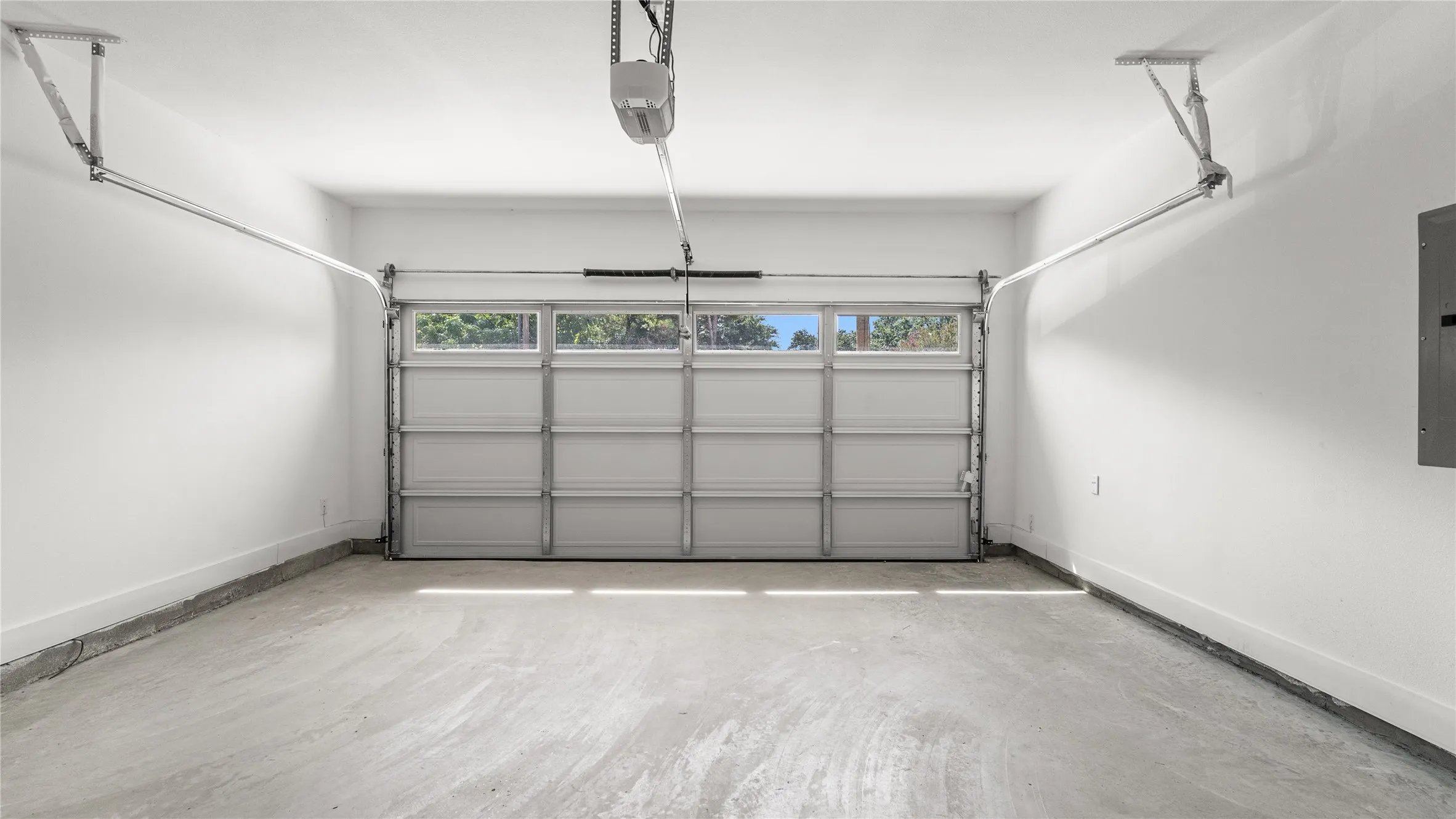 Single Family Residence For Sale in Dallas County , 3145 & 3147 Stag Road, Dallas, Texas 75216, 6 Bedroom, 6 Bathroom, 4 Garage spaces, 4,176 Sqft, built in 2026, mls#21375195, Real Estate Agent in Dallas, Homes For Sale in Dallas county, Homes For Sale in Dallas, Realtor in Dallas Texas, Real Estate Brokerage Independent Realty Texas, Luminita Cordes Realtor
