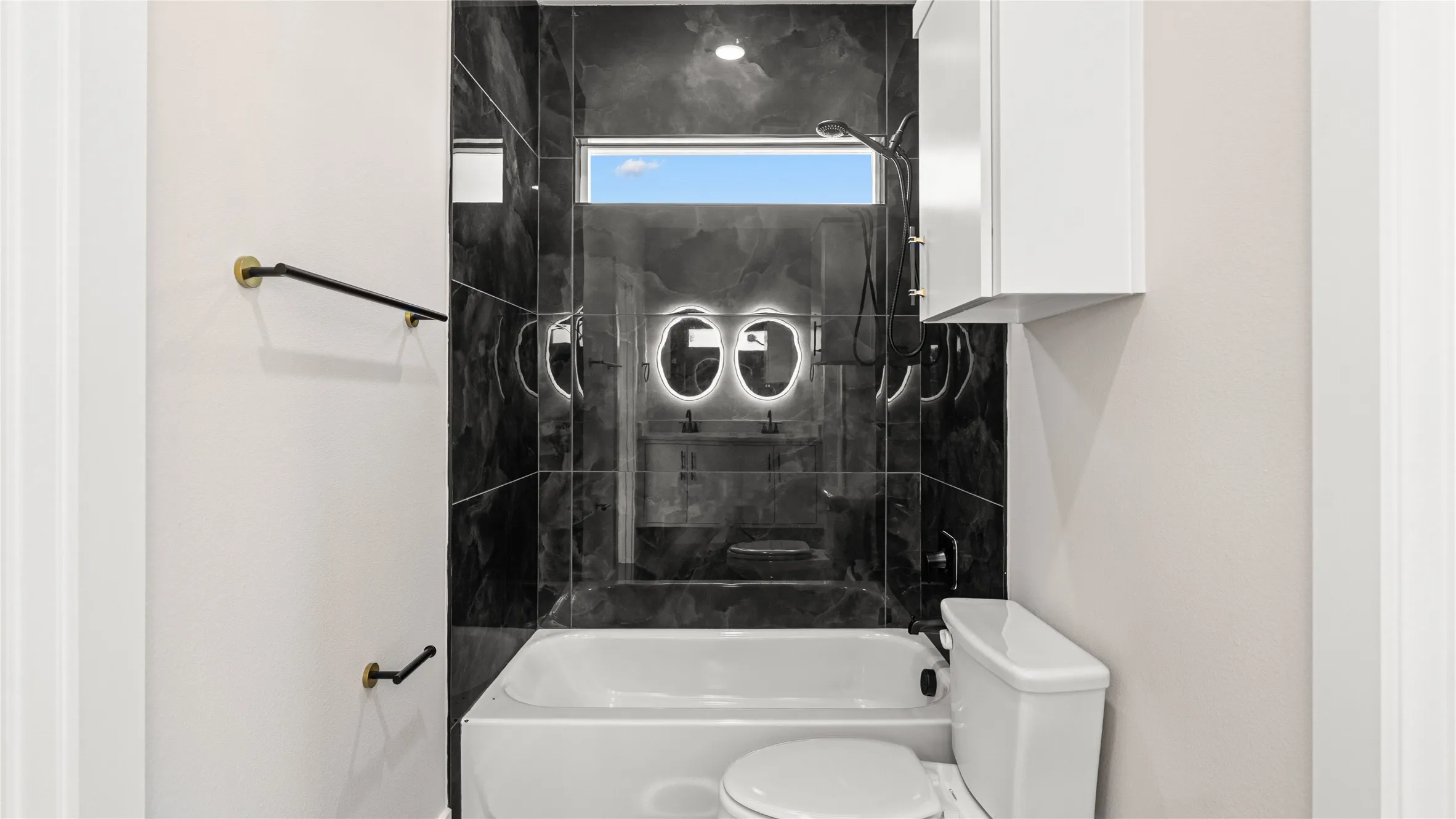 Single Family Residence For Sale in Dallas County , 3145 & 3147 Stag Road, Dallas, Texas 75216, 6 Bedroom, 6 Bathroom, 4 Garage spaces, 4,176 Sqft, built in 2026, mls#21375195, Real Estate Agent in Dallas, Homes For Sale in Dallas county, Homes For Sale in Dallas, Realtor in Dallas Texas, Real Estate Brokerage Independent Realty Texas, Luminita Cordes Realtor