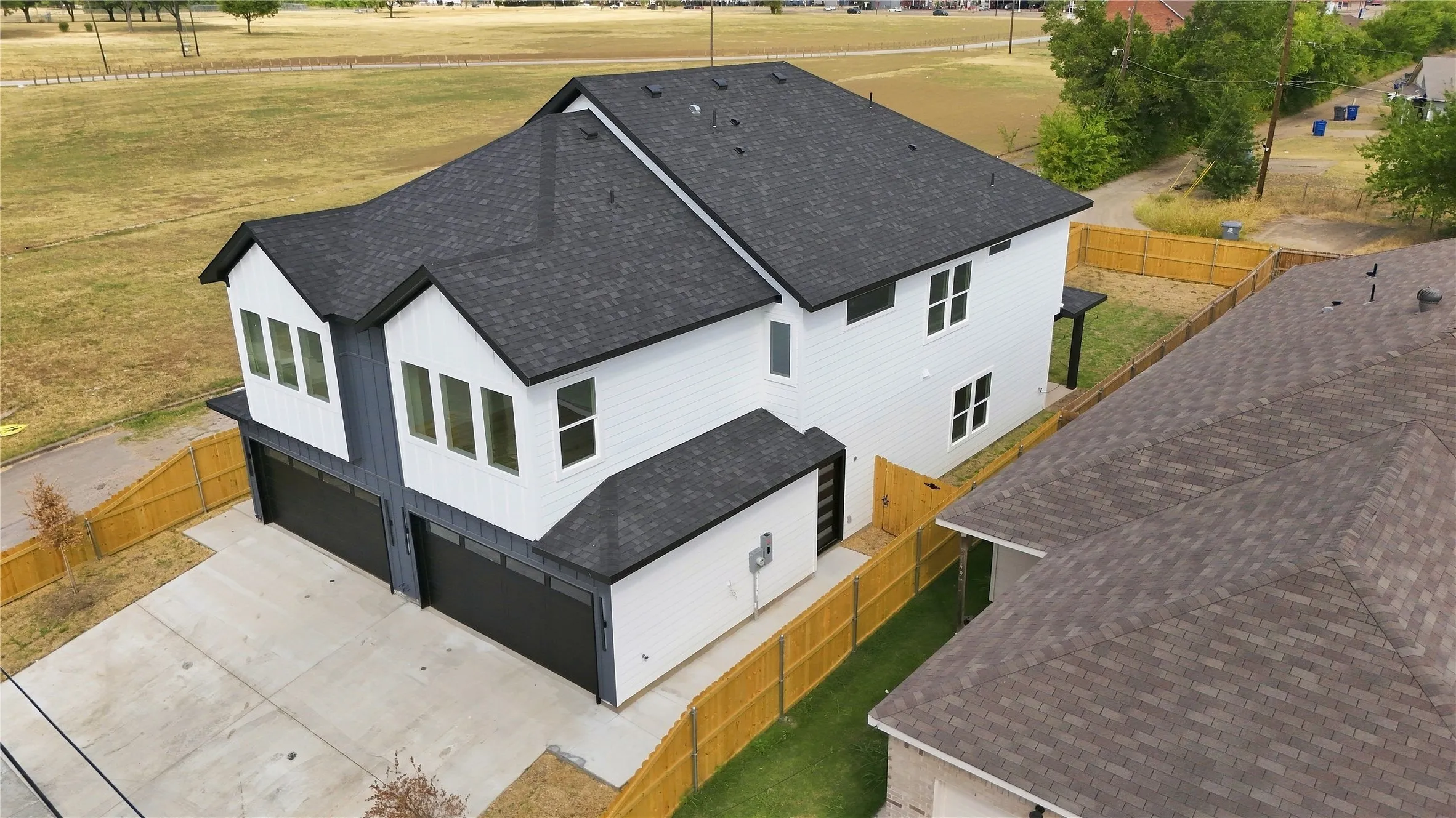 Single Family Residence For Sale in Dallas County , 3145 & 3147 Stag Road, Dallas, Texas 75216, 6 Bedroom, 6 Bathroom, 4 Garage spaces, 4,176 Sqft, built in 2026, mls#21375195, Real Estate Agent in Dallas, Homes For Sale in Dallas county, Homes For Sale in Dallas, Realtor in Dallas Texas, Real Estate Brokerage Independent Realty Texas, Luminita Cordes Realtor