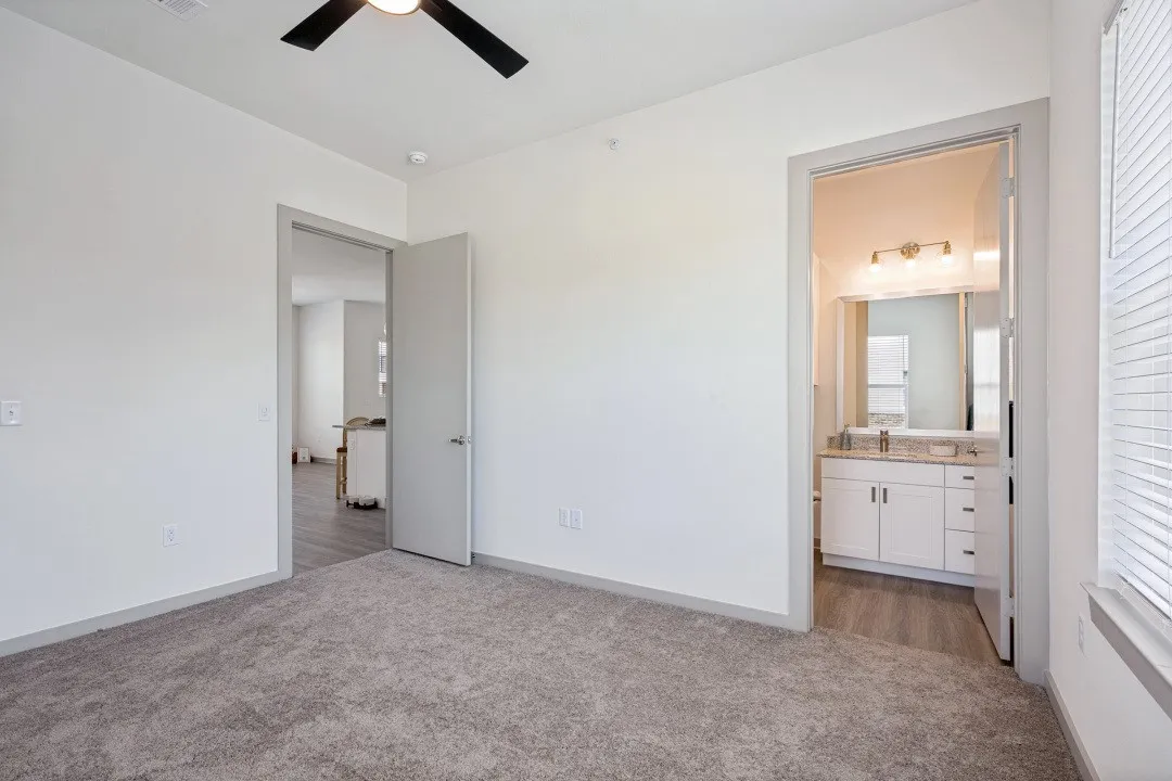 Townhouse For Rent in Tarrant County , 5885 Calmont Avenue 7101, Fort Worth, Texas 76107, 2 Bedroom, 3 Bathroom, 2 Garage spaces, 1,780 Sqft, built in 2024, mls#21375408, Real Estate Agent in Fort Worth, Homes For Rent in Tarrant county, Homes For Rent in Fort Worth, Realtor in Fort Worth Texas, Real Estate Brokerage Independent Realty Texas, Luminita Cordes Realtor