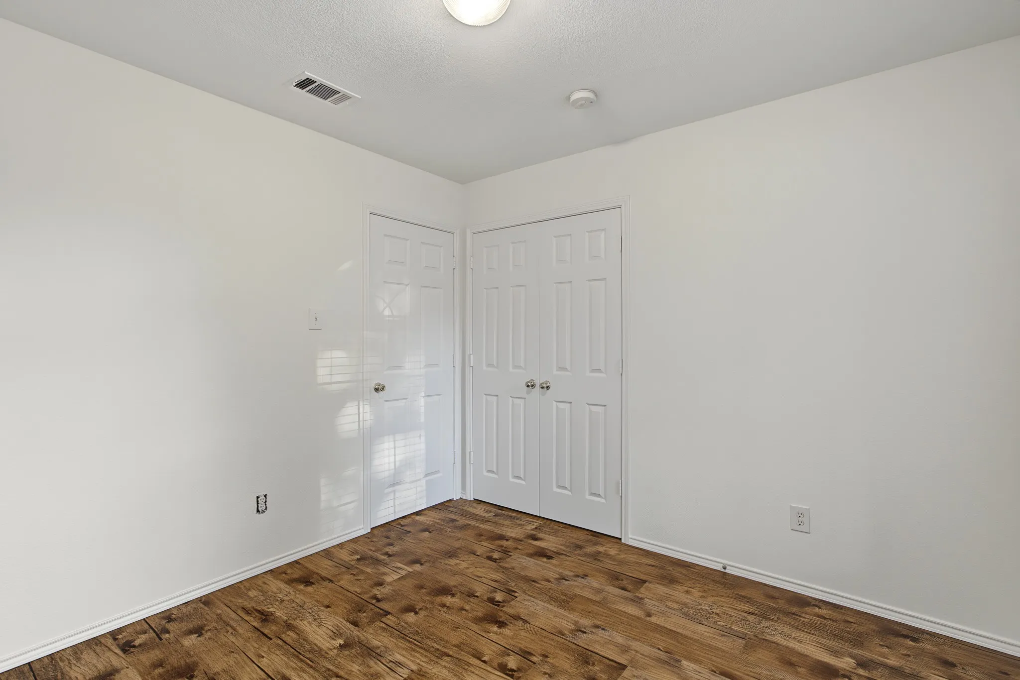 Single Family Residence For Rent in Collin County , 2712 Douglas Drive, Mc Kinney, Texas 75071, 3 Bedroom, 2 Bathroom, 2 Garage spaces, 1,312 Sqft, built in 2003, mls#21375087, Real Estate Agent in Mc Kinney, Homes For Rent in Collin county, Homes For Rent in Mc Kinney, Realtor in Mc Kinney Texas, Real Estate Brokerage Independent Realty Texas, Luminita Cordes Realtor