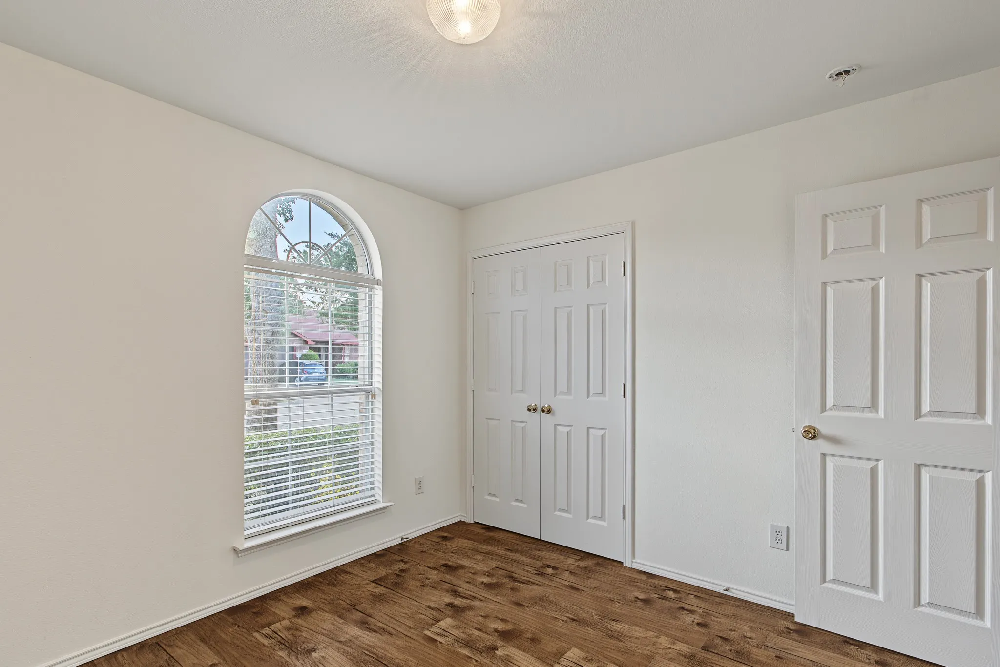 Single Family Residence For Rent in Collin County , 2712 Douglas Drive, Mc Kinney, Texas 75071, 3 Bedroom, 2 Bathroom, 2 Garage spaces, 1,312 Sqft, built in 2003, mls#21375087, Real Estate Agent in Mc Kinney, Homes For Rent in Collin county, Homes For Rent in Mc Kinney, Realtor in Mc Kinney Texas, Real Estate Brokerage Independent Realty Texas, Luminita Cordes Realtor