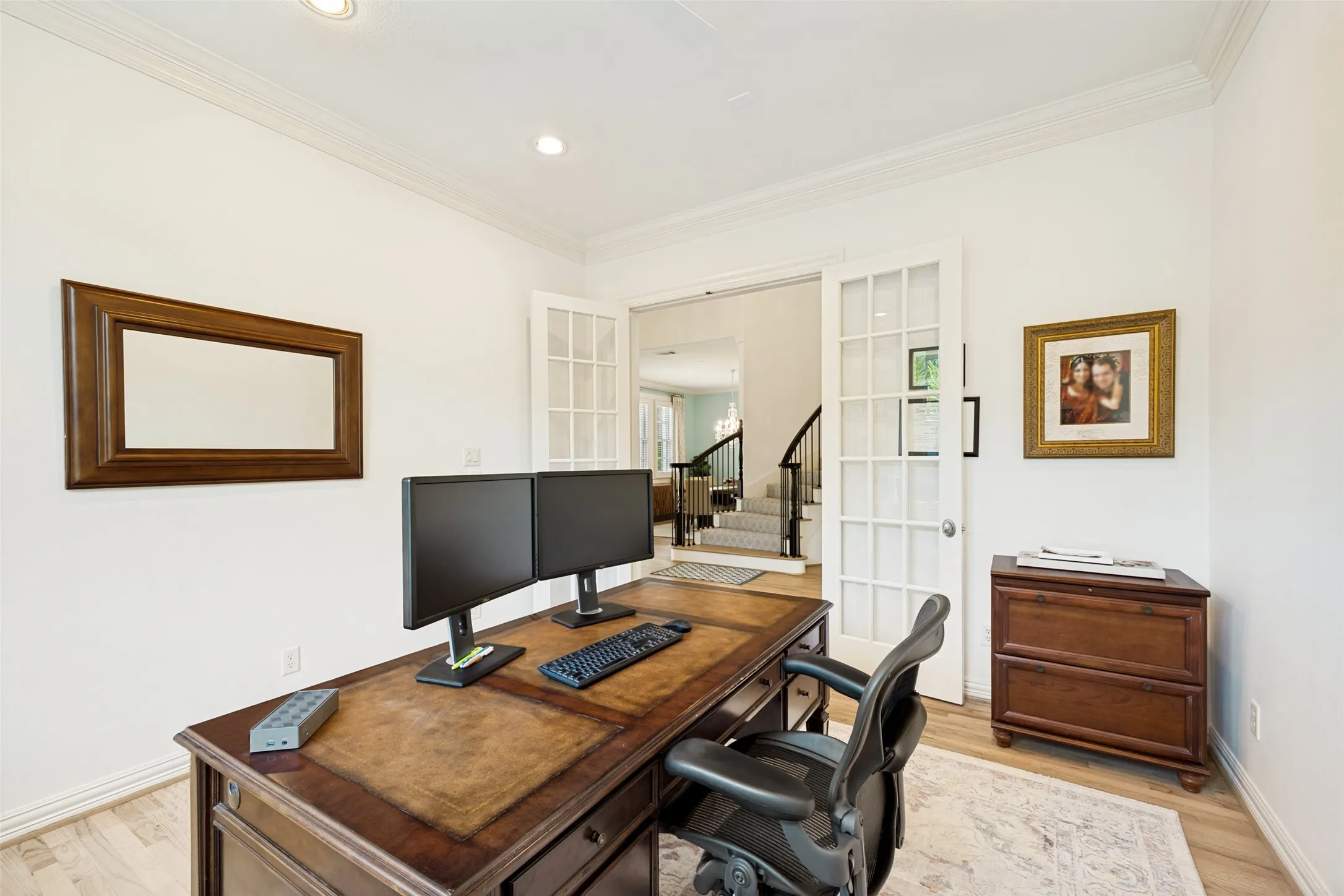 Single Family Residence For Rent in Dallas County , 4137 Southwestern Boulevard, University Park, Texas 75225, 4 Bedroom, 6 Bathroom, 2 Garage spaces, 4,309 Sqft, built in 1999, mls#21371952, Real Estate Agent in University Park, Homes For Rent in Dallas county, Homes For Rent in University Park, Realtor in University Park Texas, Real Estate Brokerage Independent Realty Texas, Luminita Cordes Realtor