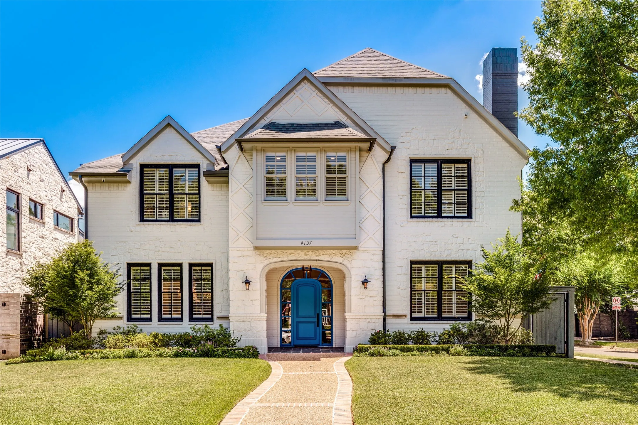 Single Family Residence For Rent in Dallas County , 4137 Southwestern Boulevard, University Park, Texas 75225, 4 Bedroom, 6 Bathroom, 2 Garage spaces, 4,309 Sqft, built in 1999, mls#21371952, Real Estate Agent in University Park, Homes For Rent in Dallas county, Homes For Rent in University Park, Realtor in University Park Texas, Real Estate Brokerage Independent Realty Texas, Luminita Cordes Realtor