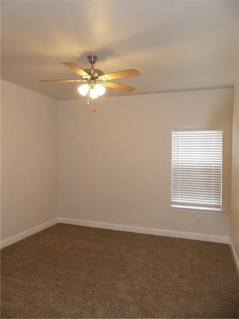 Single Family Residence For Rent in Hunt County , 1122 Oneal Street, Greenville, Texas 75401, 3 Bedroom, 2 Bathroom, 1 Garage spaces, 1,470 Sqft, built in 2019, mls#21375414, Real Estate Agent in Greenville, Homes For Rent in Hunt county, Homes For Rent in Greenville, Realtor in Greenville Texas, Real Estate Brokerage Independent Realty Texas, Luminita Cordes Realtor