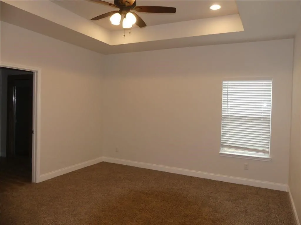 Single Family Residence For Rent in Hunt County , 1122 Oneal Street, Greenville, Texas 75401, 3 Bedroom, 2 Bathroom, 1 Garage spaces, 1,470 Sqft, built in 2019, mls#21375414, Real Estate Agent in Greenville, Homes For Rent in Hunt county, Homes For Rent in Greenville, Realtor in Greenville Texas, Real Estate Brokerage Independent Realty Texas, Luminita Cordes Realtor
