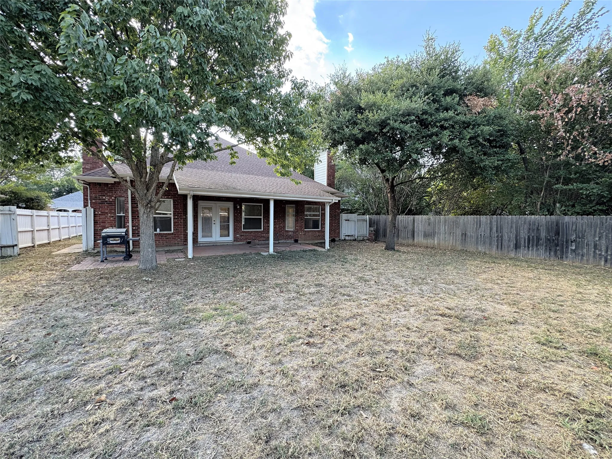 Plenty of backyard space for grilling and playing