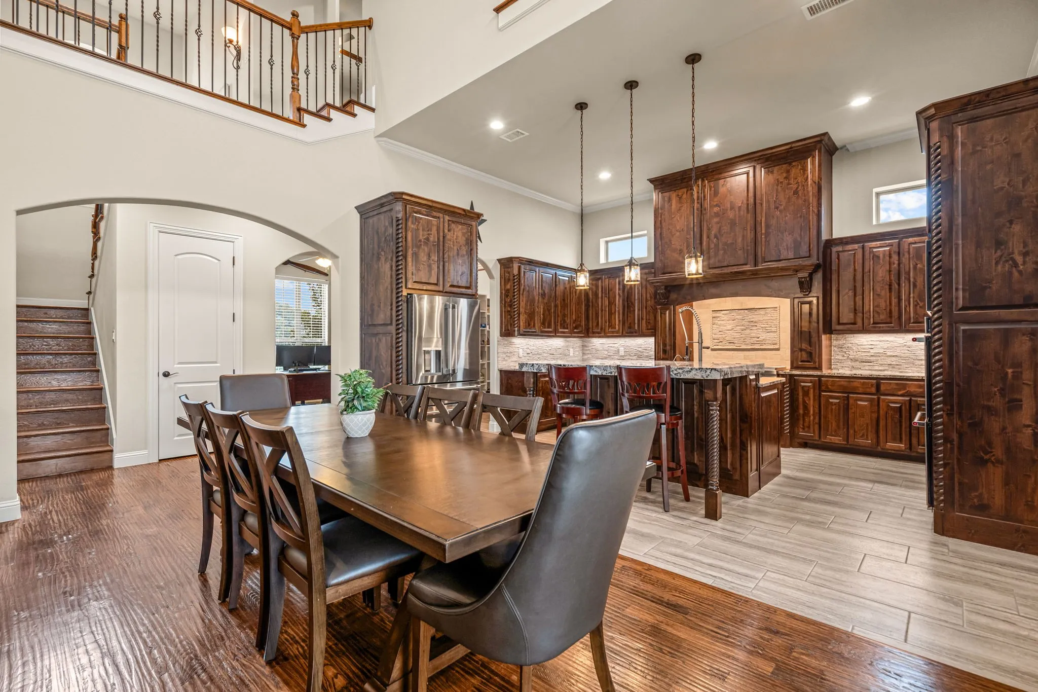 Single Family Residence For Sale in Parker County , 312 Angelina Drive, Aledo, Texas 76008, 4 Bedroom, 4 Bathroom, 4 Garage spaces, 4,341 Sqft, built in 2019, mls#21373682, Real Estate Agent in Aledo, Homes For Sale in Parker county, Homes For Sale in Aledo, Realtor in Aledo Texas, Real Estate Brokerage Independent Realty Texas, Luminita Cordes Realtor