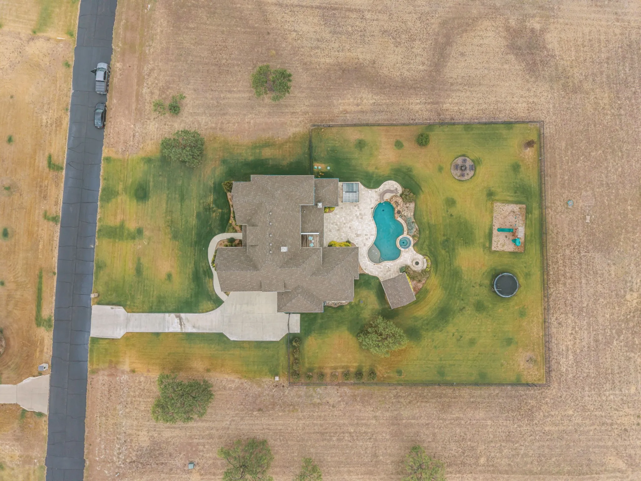 Single Family Residence For Sale in Parker County , 312 Angelina Drive, Aledo, Texas 76008, 4 Bedroom, 4 Bathroom, 4 Garage spaces, 4,341 Sqft, built in 2019, mls#21373682, Real Estate Agent in Aledo, Homes For Sale in Parker county, Homes For Sale in Aledo, Realtor in Aledo Texas, Real Estate Brokerage Independent Realty Texas, Luminita Cordes Realtor