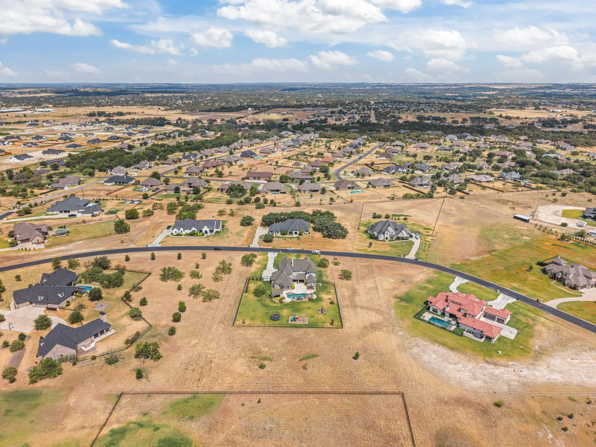 Single Family Residence For Sale in Parker County , 312 Angelina Drive, Aledo, Texas 76008, 4 Bedroom, 4 Bathroom, 4 Garage spaces, 4,341 Sqft, built in 2019, mls#21373682, Real Estate Agent in Aledo, Homes For Sale in Parker county, Homes For Sale in Aledo, Realtor in Aledo Texas, Real Estate Brokerage Independent Realty Texas, Luminita Cordes Realtor