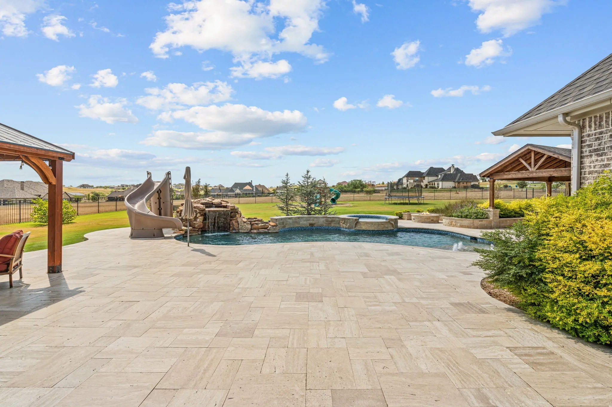 Single Family Residence For Sale in Parker County , 312 Angelina Drive, Aledo, Texas 76008, 4 Bedroom, 4 Bathroom, 4 Garage spaces, 4,341 Sqft, built in 2019, mls#21373682, Real Estate Agent in Aledo, Homes For Sale in Parker county, Homes For Sale in Aledo, Realtor in Aledo Texas, Real Estate Brokerage Independent Realty Texas, Luminita Cordes Realtor