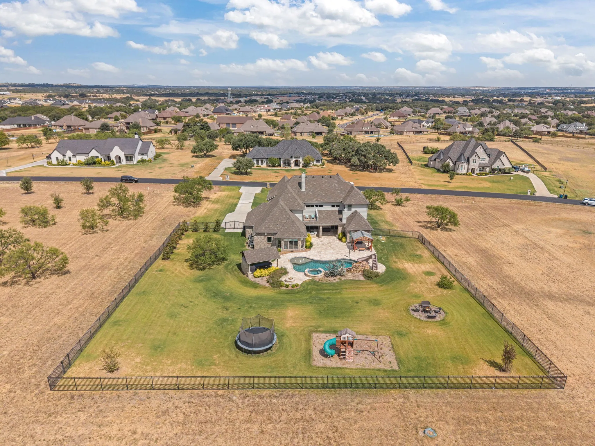 Single Family Residence For Sale in Parker County , 312 Angelina Drive, Aledo, Texas 76008, 4 Bedroom, 4 Bathroom, 4 Garage spaces, 4,341 Sqft, built in 2019, mls#21373682, Real Estate Agent in Aledo, Homes For Sale in Parker county, Homes For Sale in Aledo, Realtor in Aledo Texas, Real Estate Brokerage Independent Realty Texas, Luminita Cordes Realtor