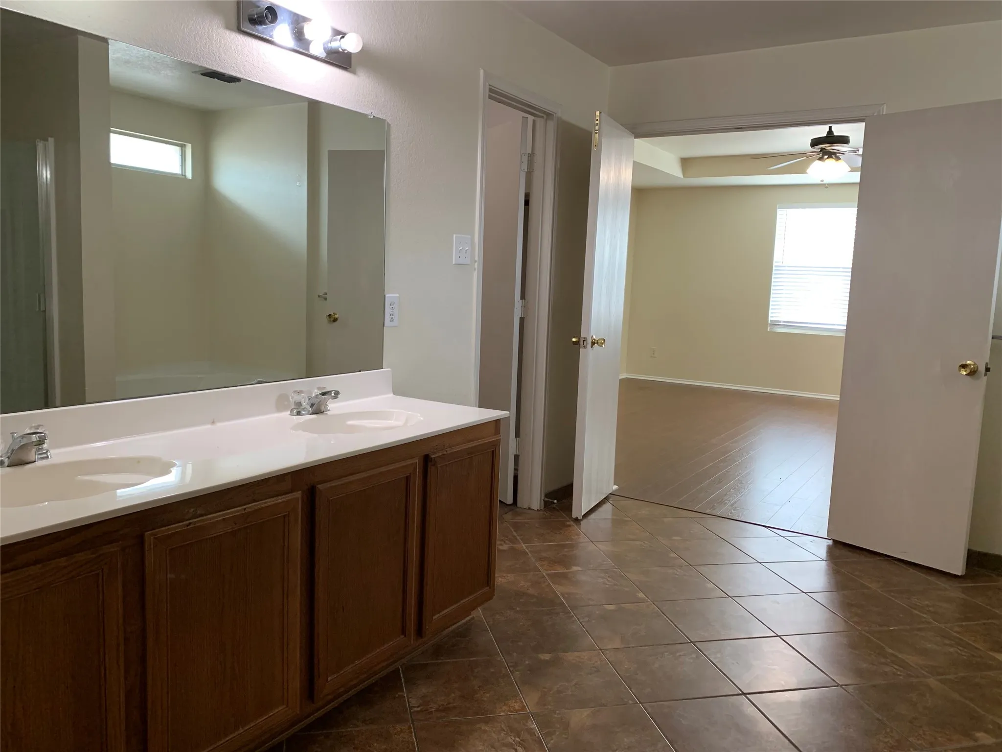 Single Family Residence For Rent in Collin County , 12870 Pearson Drive, Frisco, Texas 75035, 4 Bedroom, 3 Bathroom, 2 Garage spaces, 3,445 Sqft, built in 2004, mls#21375439, Real Estate Agent in Frisco, Homes For Rent in Collin county, Homes For Rent in Frisco, Realtor in Frisco Texas, Real Estate Brokerage Independent Realty Texas, Luminita Cordes Realtor
