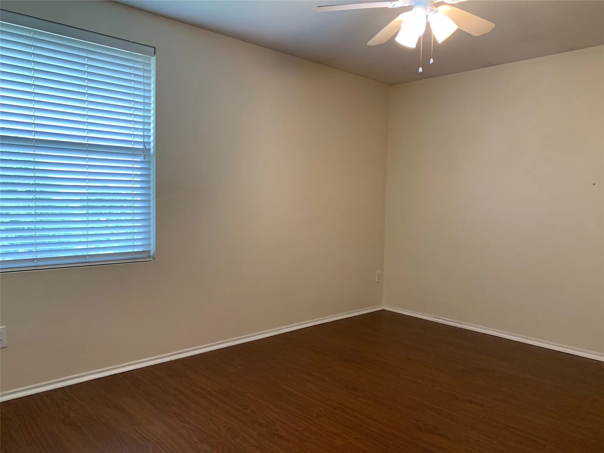 Single Family Residence For Rent in Collin County , 12870 Pearson Drive, Frisco, Texas 75035, 4 Bedroom, 3 Bathroom, 2 Garage spaces, 3,445 Sqft, built in 2004, mls#21375439, Real Estate Agent in Frisco, Homes For Rent in Collin county, Homes For Rent in Frisco, Realtor in Frisco Texas, Real Estate Brokerage Independent Realty Texas, Luminita Cordes Realtor