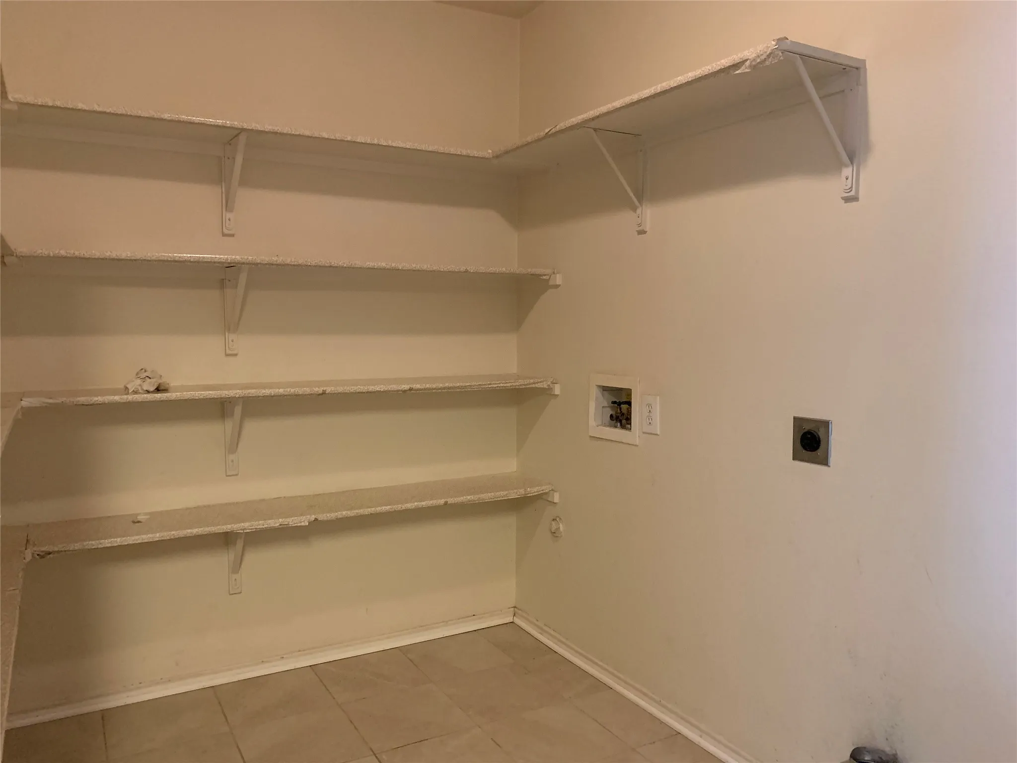Single Family Residence For Rent in Collin County , 12870 Pearson Drive, Frisco, Texas 75035, 4 Bedroom, 3 Bathroom, 2 Garage spaces, 3,445 Sqft, built in 2004, mls#21375439, Real Estate Agent in Frisco, Homes For Rent in Collin county, Homes For Rent in Frisco, Realtor in Frisco Texas, Real Estate Brokerage Independent Realty Texas, Luminita Cordes Realtor