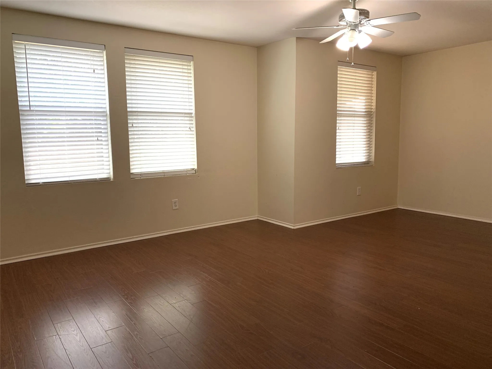 Single Family Residence For Rent in Collin County , 12870 Pearson Drive, Frisco, Texas 75035, 4 Bedroom, 3 Bathroom, 2 Garage spaces, 3,445 Sqft, built in 2004, mls#21375439, Real Estate Agent in Frisco, Homes For Rent in Collin county, Homes For Rent in Frisco, Realtor in Frisco Texas, Real Estate Brokerage Independent Realty Texas, Luminita Cordes Realtor