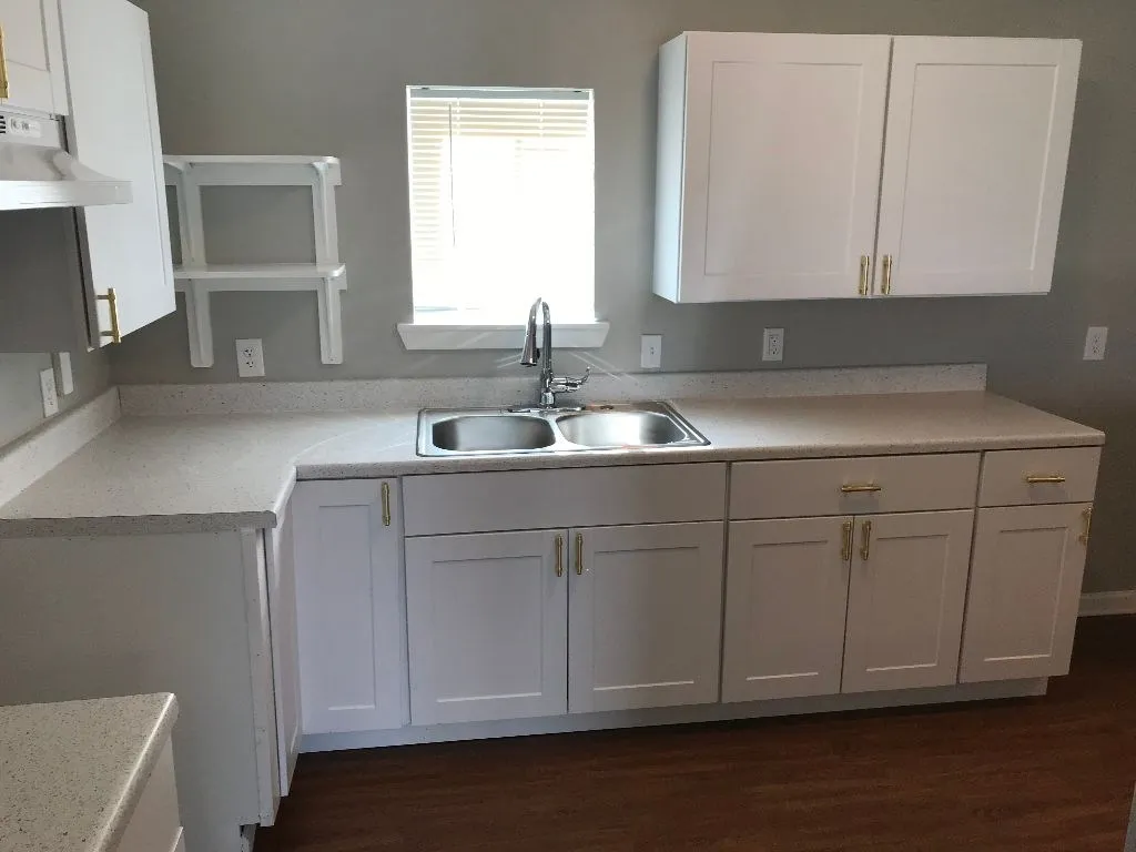 Single Family Residence For Rent in Dallas County , 1956 E Illinois Avenue, Dallas, Texas 75216, 3 Bedroom, 1 Bathroom, Garage spaces, 1,325 Sqft, built in 1950, mls#21375457, Real Estate Agent in Dallas, Homes For Rent in Dallas county, Homes For Rent in Dallas, Realtor in Dallas Texas, Real Estate Brokerage Independent Realty Texas, Luminita Cordes Realtor