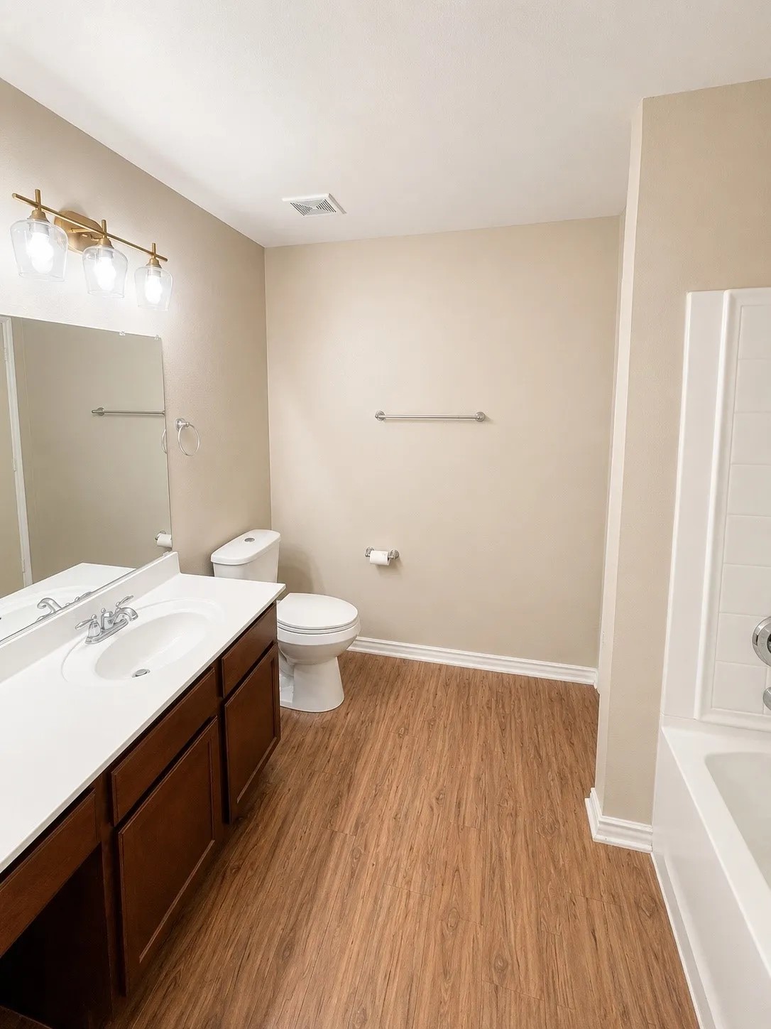 Single Family Residence For Rent in Denton County , 12617 Seagull Way, Frisco, Texas 75036, 4 Bedroom, 2 Bathroom, 2 Garage spaces, 1,968 Sqft, built in 2009, mls#21369069, Real Estate Agent in Frisco, Homes For Rent in Denton county, Homes For Rent in Frisco, Realtor in Frisco Texas, Real Estate Brokerage Independent Realty Texas, Luminita Cordes Realtor