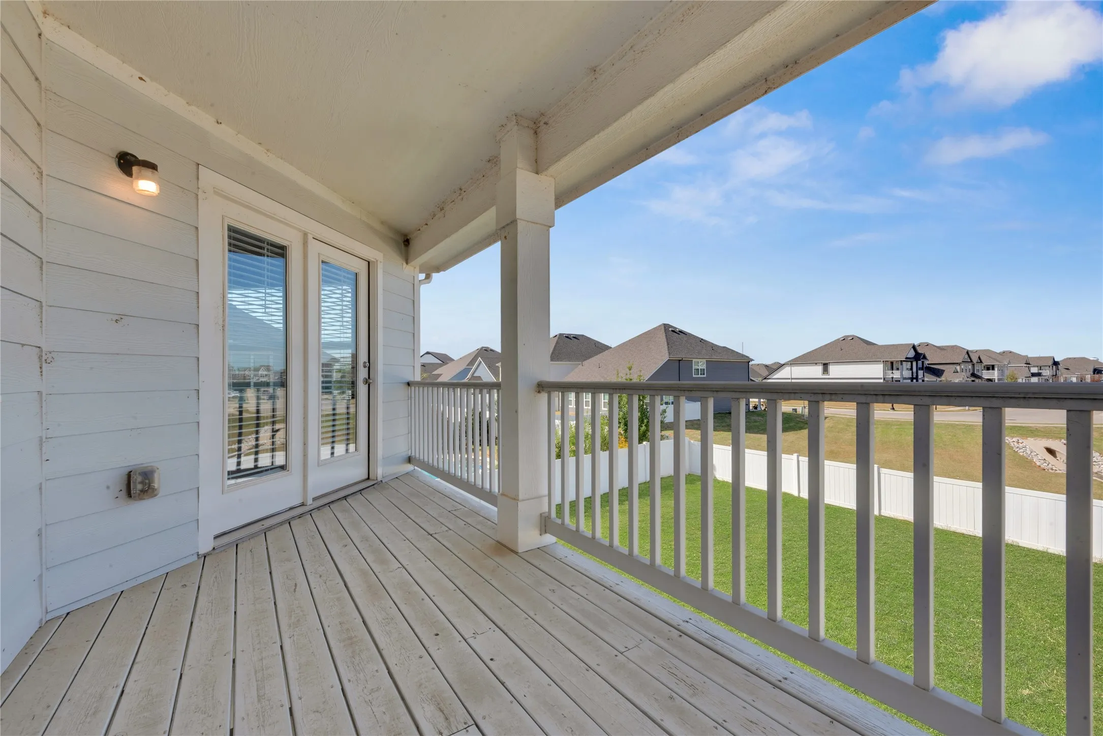 Single Family Residence For Sale in Denton County , 9225 Benevolent Court, Providence Village, Texas 76227, 4 Bedroom, 4 Bathroom, 2 Garage spaces, 2,534 Sqft, built in 2015, mls#21375312, Real Estate Agent in Providence Village, Homes For Sale in Denton county, Homes For Sale in Providence Village, Realtor in Providence Village Texas, Real Estate Brokerage Independent Realty Texas, Luminita Cordes Realtor
