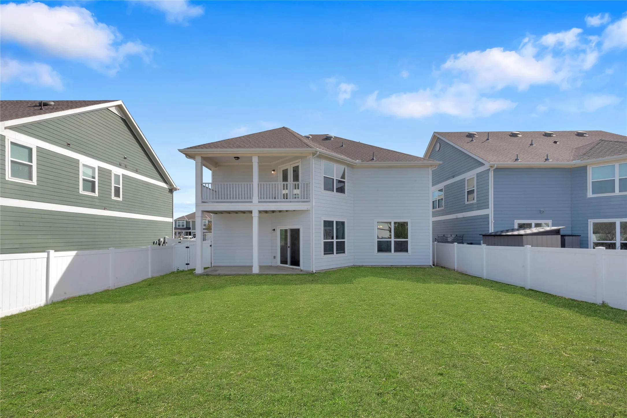 Single Family Residence For Sale in Denton County , 9225 Benevolent Court, Providence Village, Texas 76227, 4 Bedroom, 4 Bathroom, 2 Garage spaces, 2,534 Sqft, built in 2015, mls#21375312, Real Estate Agent in Providence Village, Homes For Sale in Denton county, Homes For Sale in Providence Village, Realtor in Providence Village Texas, Real Estate Brokerage Independent Realty Texas, Luminita Cordes Realtor