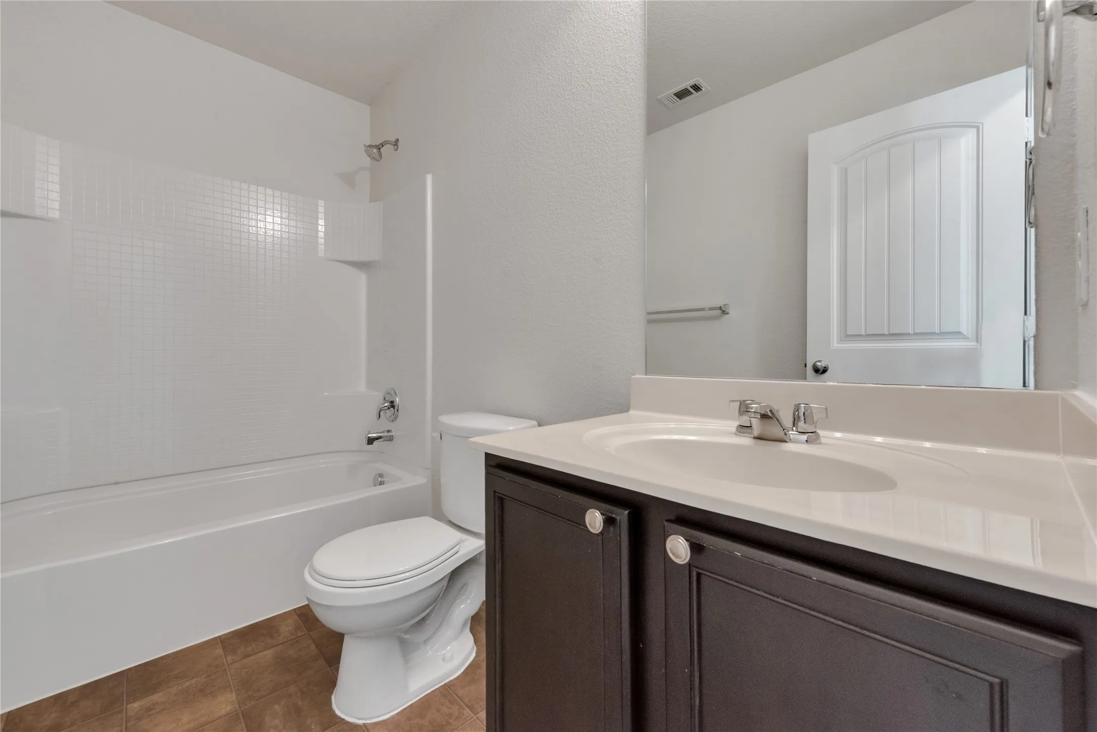 Single Family Residence For Sale in Denton County , 9225 Benevolent Court, Providence Village, Texas 76227, 4 Bedroom, 4 Bathroom, 2 Garage spaces, 2,534 Sqft, built in 2015, mls#21375312, Real Estate Agent in Providence Village, Homes For Sale in Denton county, Homes For Sale in Providence Village, Realtor in Providence Village Texas, Real Estate Brokerage Independent Realty Texas, Luminita Cordes Realtor