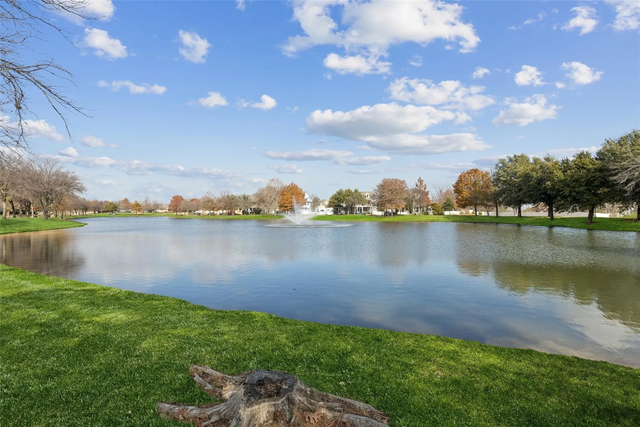 Single Family Residence For Sale in Denton County , 9225 Benevolent Court, Providence Village, Texas 76227, 4 Bedroom, 4 Bathroom, 2 Garage spaces, 2,534 Sqft, built in 2015, mls#21375312, Real Estate Agent in Providence Village, Homes For Sale in Denton county, Homes For Sale in Providence Village, Realtor in Providence Village Texas, Real Estate Brokerage Independent Realty Texas, Luminita Cordes Realtor