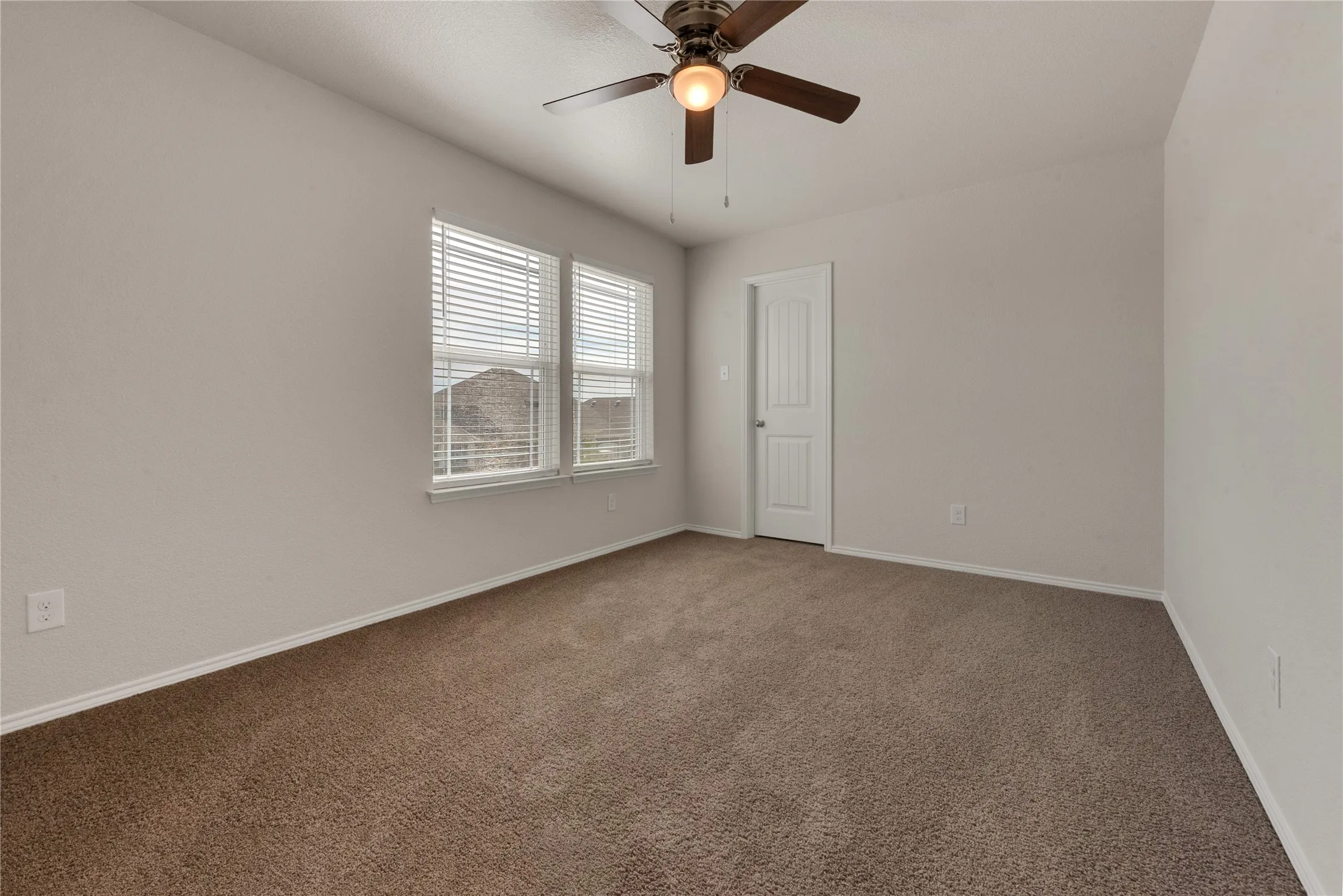 Single Family Residence For Sale in Denton County , 9225 Benevolent Court, Providence Village, Texas 76227, 4 Bedroom, 4 Bathroom, 2 Garage spaces, 2,534 Sqft, built in 2015, mls#21375312, Real Estate Agent in Providence Village, Homes For Sale in Denton county, Homes For Sale in Providence Village, Realtor in Providence Village Texas, Real Estate Brokerage Independent Realty Texas, Luminita Cordes Realtor