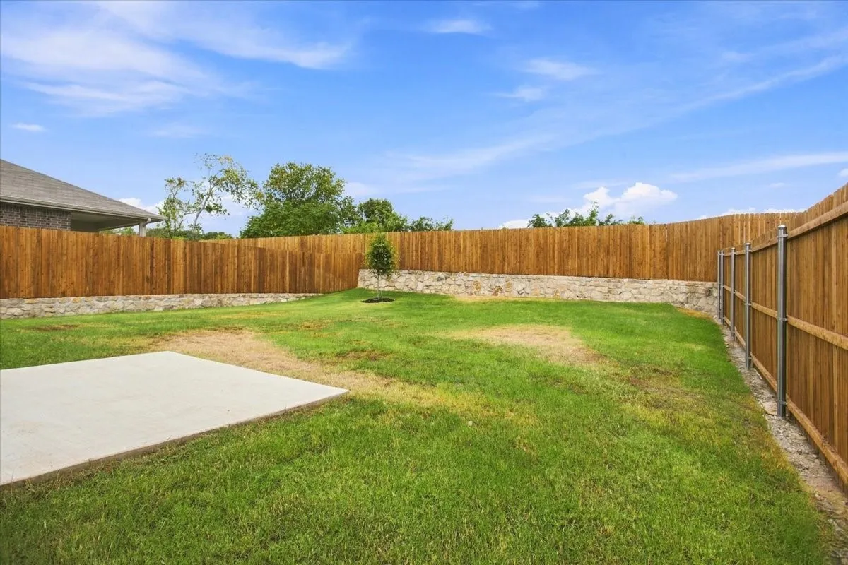 Single Family Residence For Rent in Grayson County , 2109 Rannoch Street, Sherman, Texas 75092, 3 Bedroom, 2 Bathroom, 2 Garage spaces, 1,659 Sqft, built in 2026, mls#21375391, Real Estate Agent in Sherman, Homes For Rent in Grayson county, Homes For Rent in Sherman, Realtor in Sherman Texas, Real Estate Brokerage Independent Realty Texas, Luminita Cordes Realtor