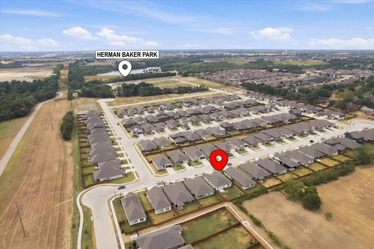 Single Family Residence For Rent in Grayson County , 2109 Rannoch Street, Sherman, Texas 75092, 3 Bedroom, 2 Bathroom, 2 Garage spaces, 1,659 Sqft, built in 2026, mls#21375391, Real Estate Agent in Sherman, Homes For Rent in Grayson county, Homes For Rent in Sherman, Realtor in Sherman Texas, Real Estate Brokerage Independent Realty Texas, Luminita Cordes Realtor