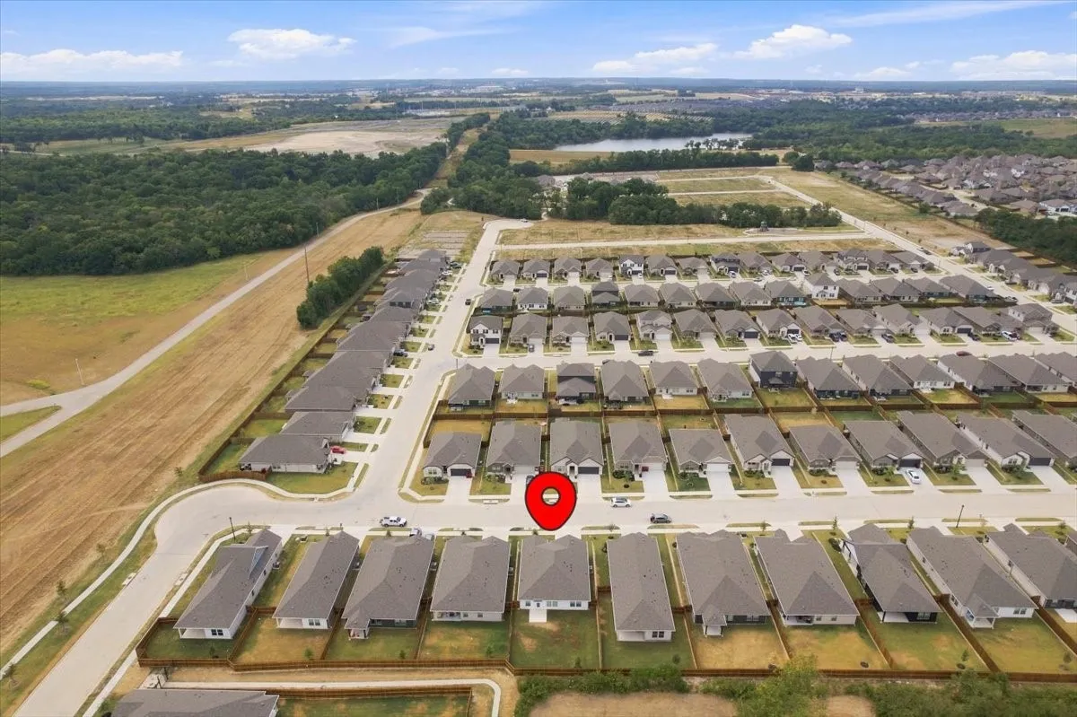 Single Family Residence For Rent in Grayson County , 2109 Rannoch Street, Sherman, Texas 75092, 3 Bedroom, 2 Bathroom, 2 Garage spaces, 1,659 Sqft, built in 2026, mls#21375391, Real Estate Agent in Sherman, Homes For Rent in Grayson county, Homes For Rent in Sherman, Realtor in Sherman Texas, Real Estate Brokerage Independent Realty Texas, Luminita Cordes Realtor
