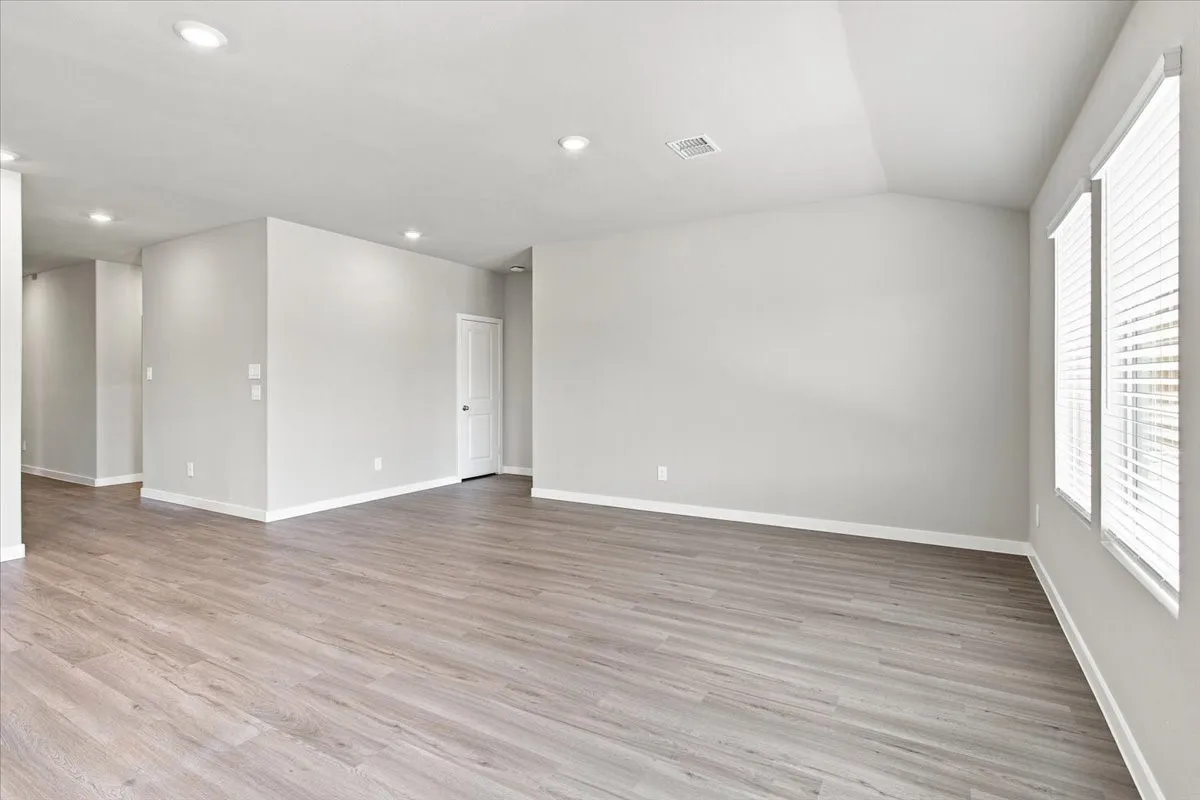 Single Family Residence For Rent in Grayson County , 2109 Rannoch Street, Sherman, Texas 75092, 3 Bedroom, 2 Bathroom, 2 Garage spaces, 1,659 Sqft, built in 2026, mls#21375391, Real Estate Agent in Sherman, Homes For Rent in Grayson county, Homes For Rent in Sherman, Realtor in Sherman Texas, Real Estate Brokerage Independent Realty Texas, Luminita Cordes Realtor