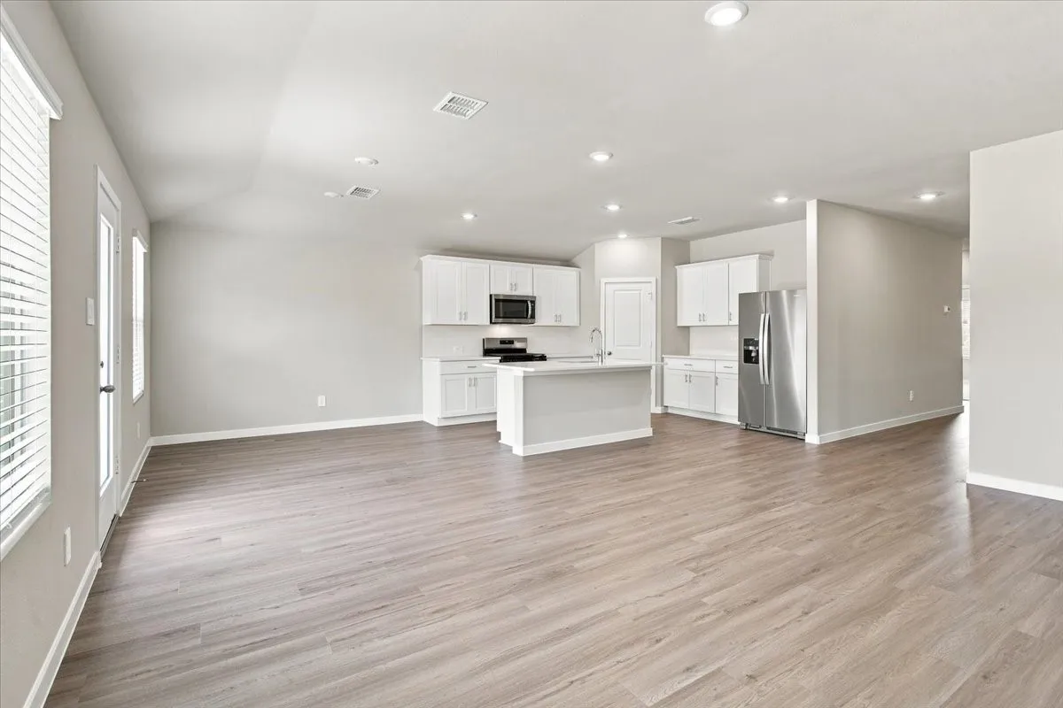 Single Family Residence For Rent in Grayson County , 2109 Rannoch Street, Sherman, Texas 75092, 3 Bedroom, 2 Bathroom, 2 Garage spaces, 1,659 Sqft, built in 2026, mls#21375391, Real Estate Agent in Sherman, Homes For Rent in Grayson county, Homes For Rent in Sherman, Realtor in Sherman Texas, Real Estate Brokerage Independent Realty Texas, Luminita Cordes Realtor