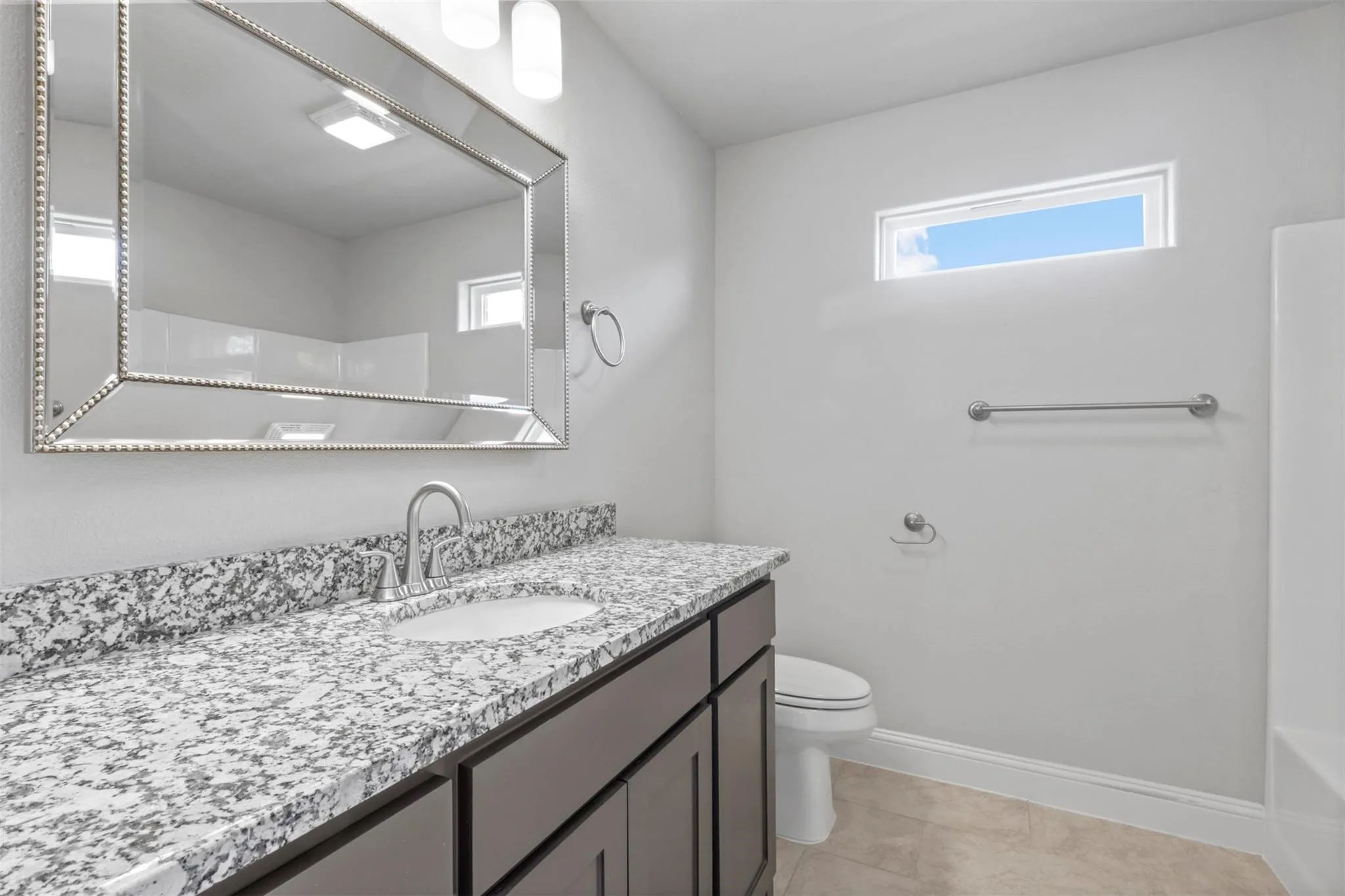 Single Family Residence For Rent in Grayson County , 1601 Aleia Cove, Sherman, Texas 75092, 3 Bedroom, 2 Bathroom, 2 Garage spaces, 1,404 Sqft, built in 2023, mls#21375470, Real Estate Agent in Sherman, Homes For Rent in Grayson county, Homes For Rent in Sherman, Realtor in Sherman Texas, Real Estate Brokerage Independent Realty Texas, Luminita Cordes Realtor