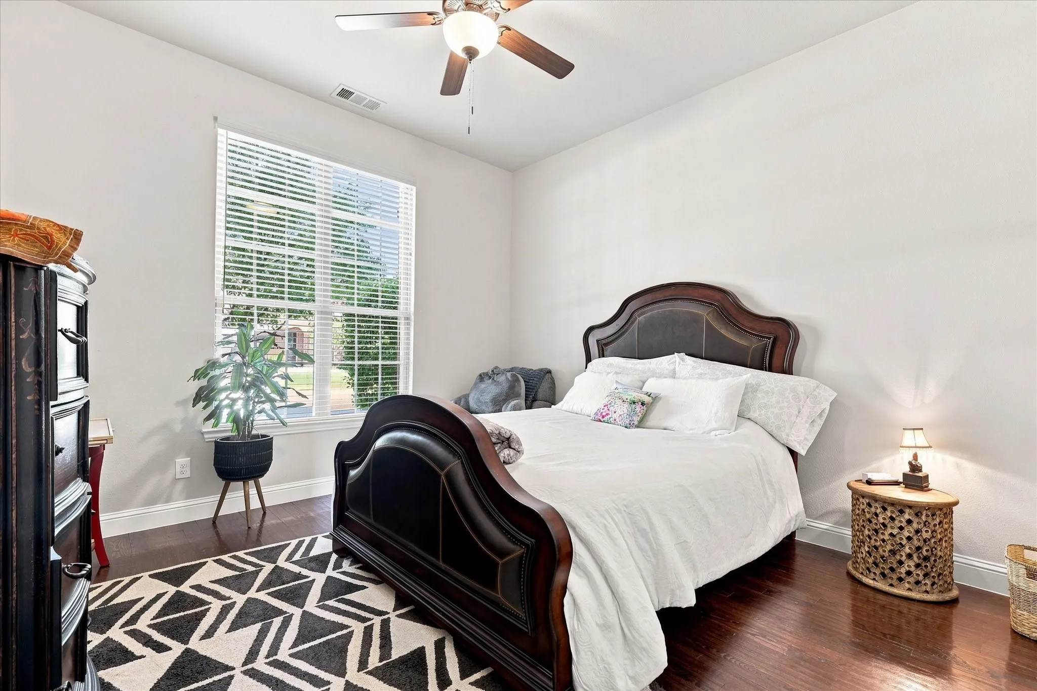 1st floor bedroom 2