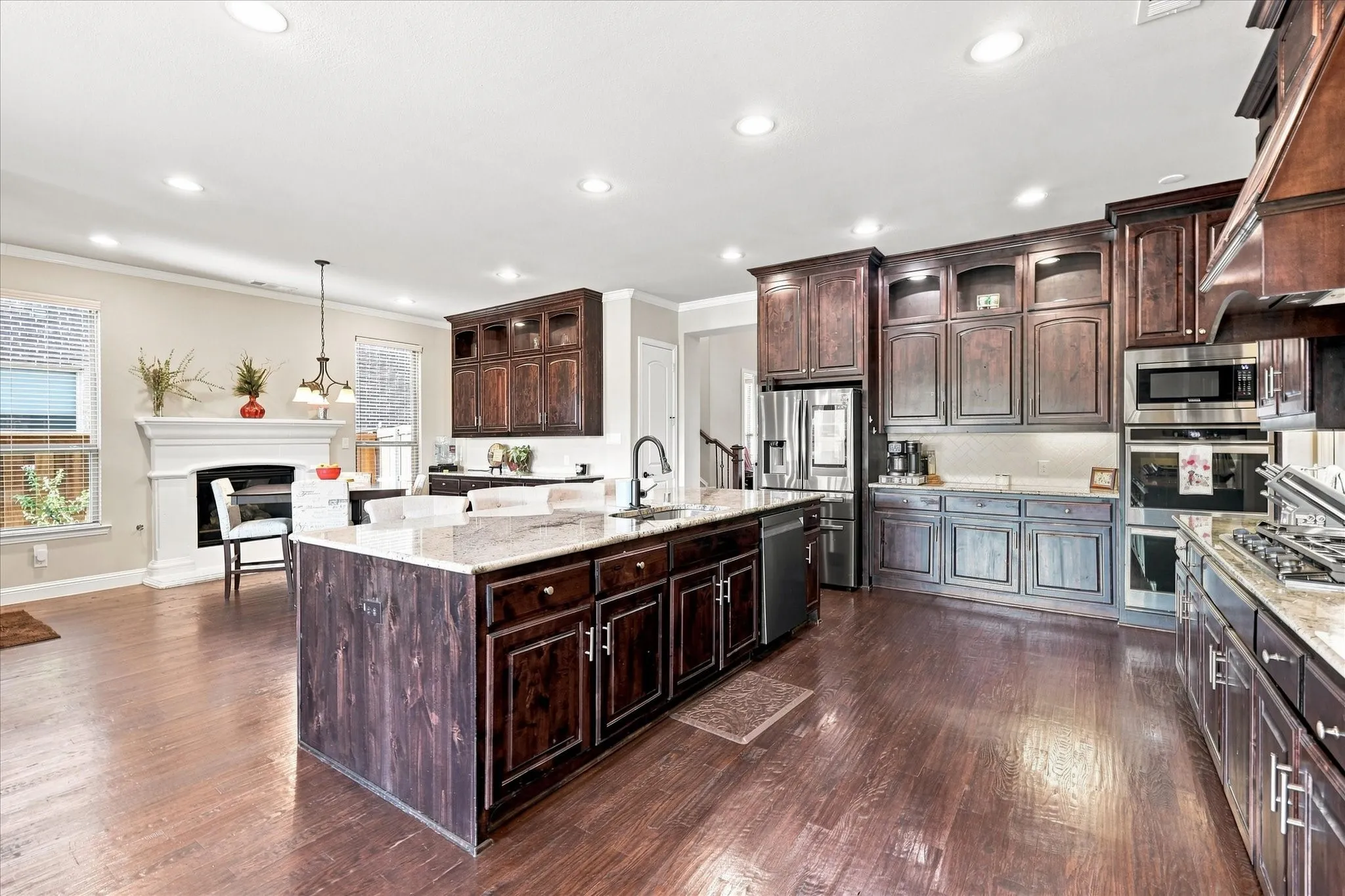Chef's kitchen