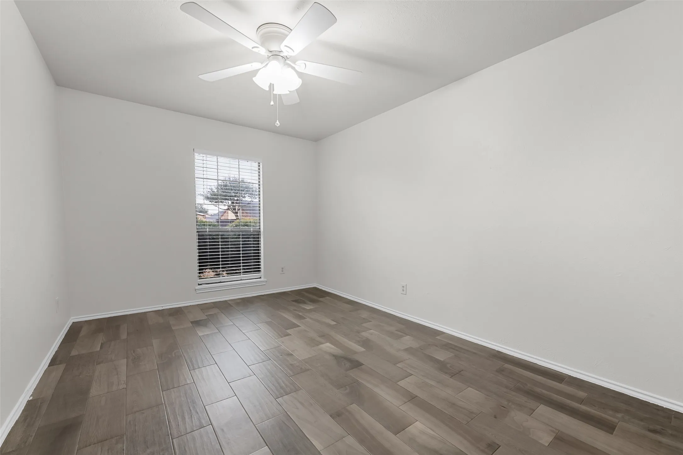 Single Family Residence For Sale in Collin County , 1323 Rivercrest Boulevard, Allen, Texas 75002, 3 Bedroom, 2 Bathroom, 2 Garage spaces, 1,748 Sqft, built in 1983, mls#21375482, Real Estate Agent in Allen, Homes For Sale in Collin county, Homes For Sale in Allen, Realtor in Allen Texas, Real Estate Brokerage Independent Realty Texas, Luminita Cordes Realtor
