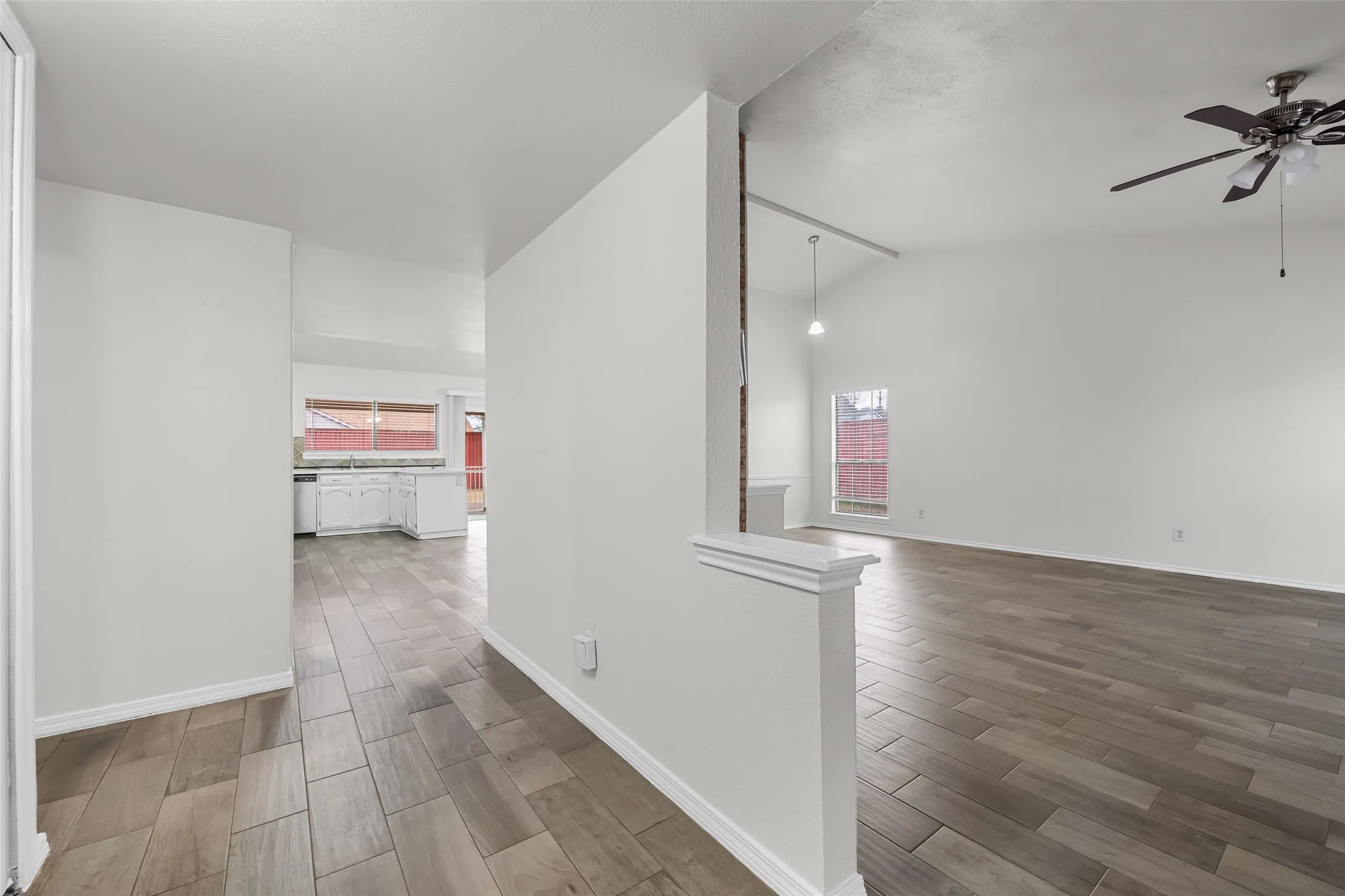 Single Family Residence For Sale in Collin County , 1323 Rivercrest Boulevard, Allen, Texas 75002, 3 Bedroom, 2 Bathroom, 2 Garage spaces, 1,748 Sqft, built in 1983, mls#21375482, Real Estate Agent in Allen, Homes For Sale in Collin county, Homes For Sale in Allen, Realtor in Allen Texas, Real Estate Brokerage Independent Realty Texas, Luminita Cordes Realtor