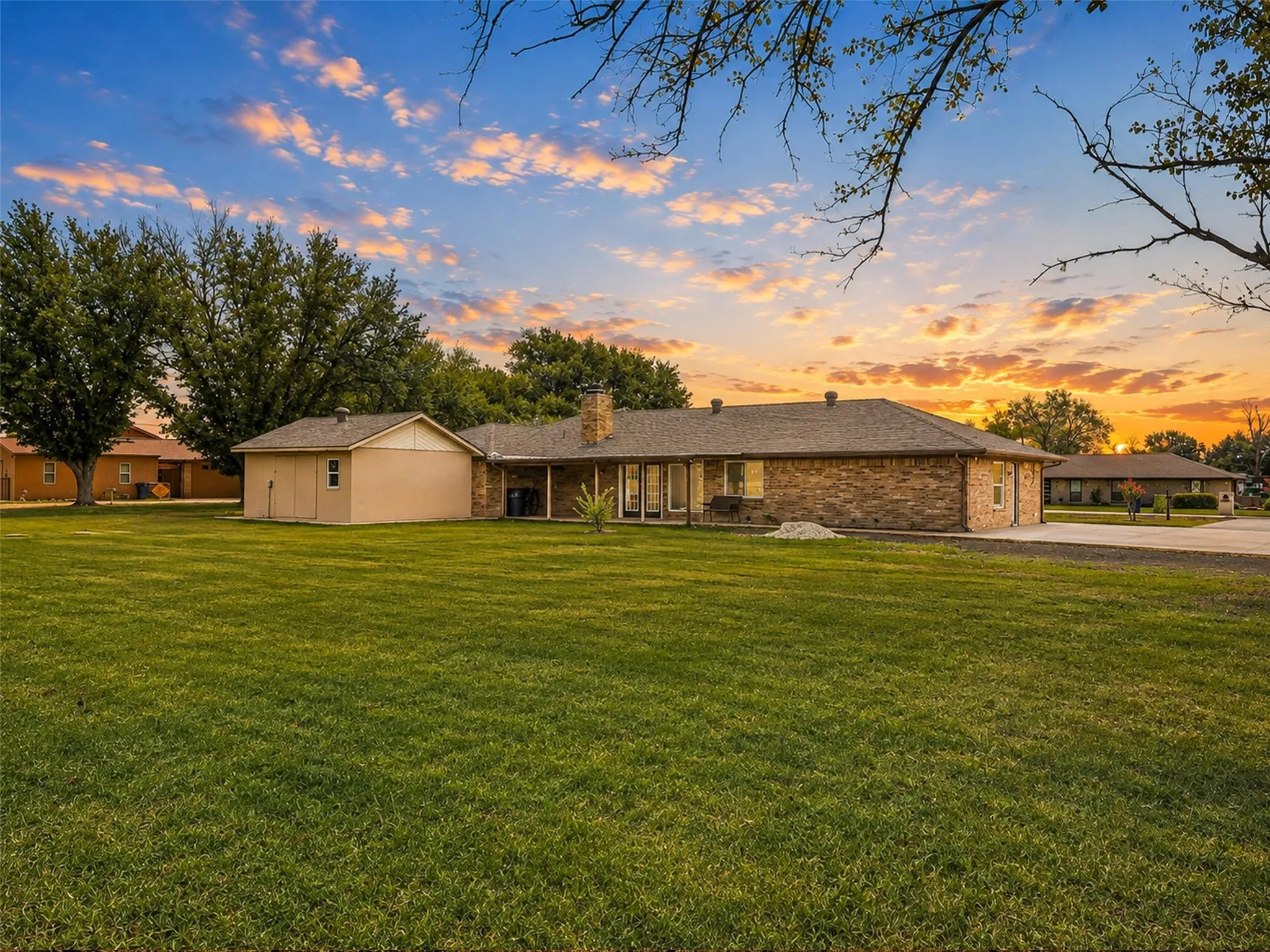 Single Family Residence For Sale in Collin County , 5609 Elisa Lane, Parker, Texas 75002, 3 Bedroom, 2 Bathroom, Garage spaces, 2,296 Sqft, built in 1973, mls#21372733, Real Estate Agent in Parker, Homes For Sale in Collin county, Homes For Sale in Parker, Realtor in Parker Texas, Real Estate Brokerage Independent Realty Texas, Luminita Cordes Realtor