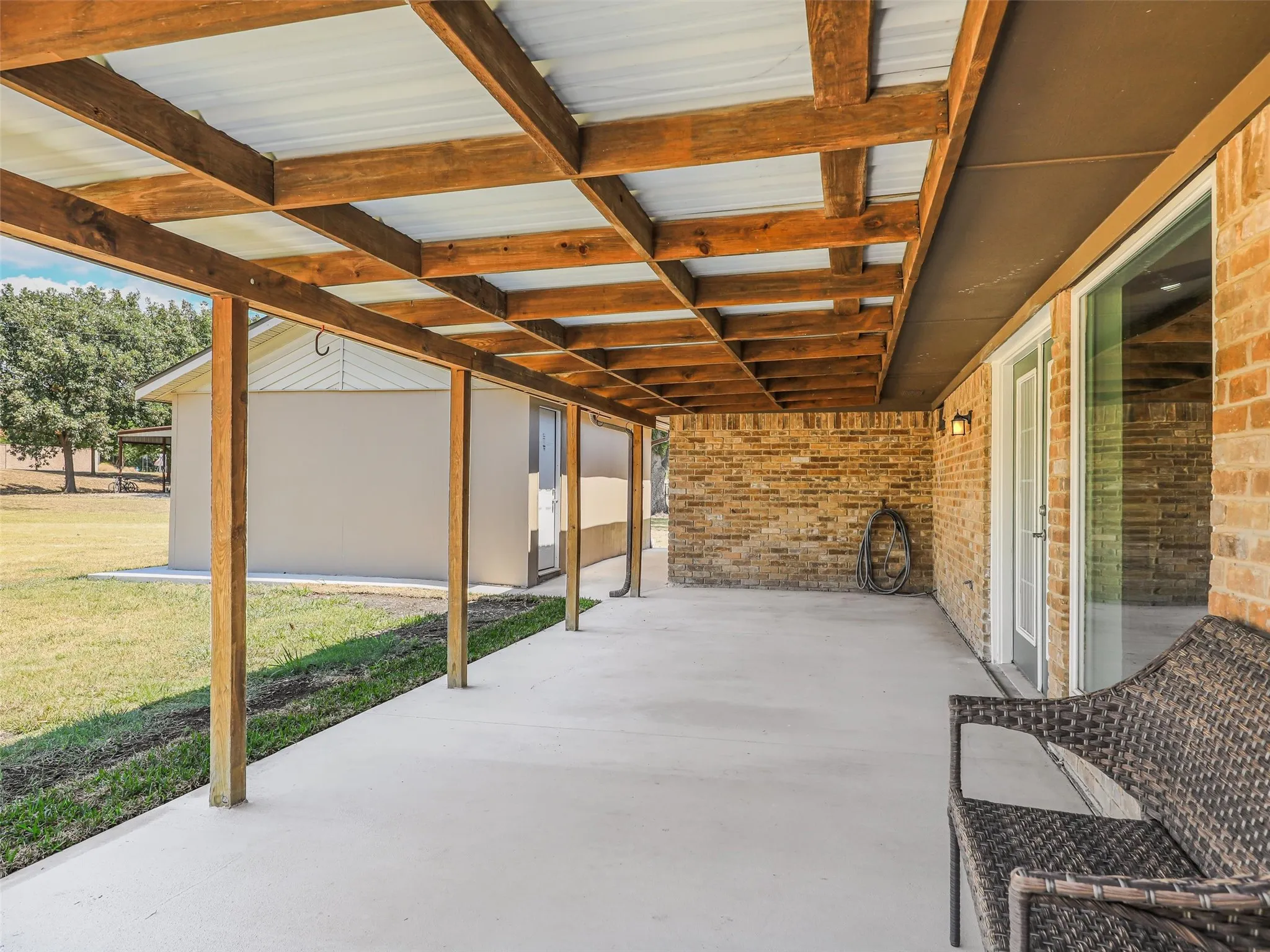 Single Family Residence For Sale in Collin County , 5609 Elisa Lane, Parker, Texas 75002, 3 Bedroom, 2 Bathroom, Garage spaces, 2,296 Sqft, built in 1973, mls#21372733, Real Estate Agent in Parker, Homes For Sale in Collin county, Homes For Sale in Parker, Realtor in Parker Texas, Real Estate Brokerage Independent Realty Texas, Luminita Cordes Realtor