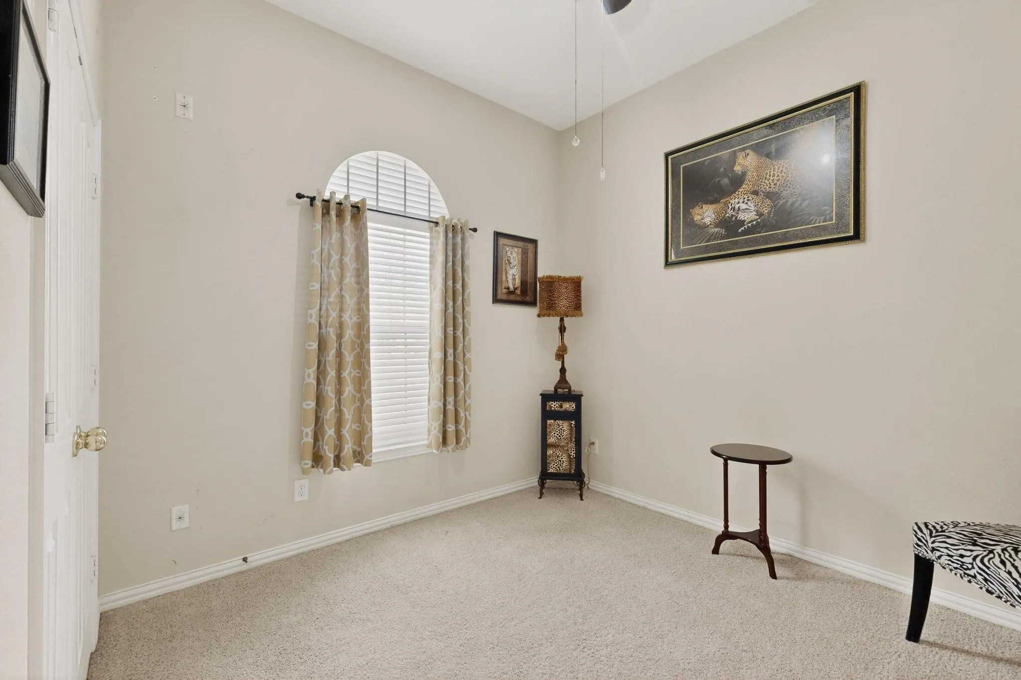 Single Family Residence For Sale in Tarrant County , 6869 Cape Cod Drive, Grand Prairie, Texas 75054, 3 Bedroom, 3 Bathroom, 2 Garage spaces, 2,983 Sqft, built in 2003, mls#21375469, Real Estate Agent in Grand Prairie, Homes For Sale in Tarrant county, Homes For Sale in Grand Prairie, Realtor in Grand Prairie Texas, Real Estate Brokerage Independent Realty Texas, Luminita Cordes Realtor